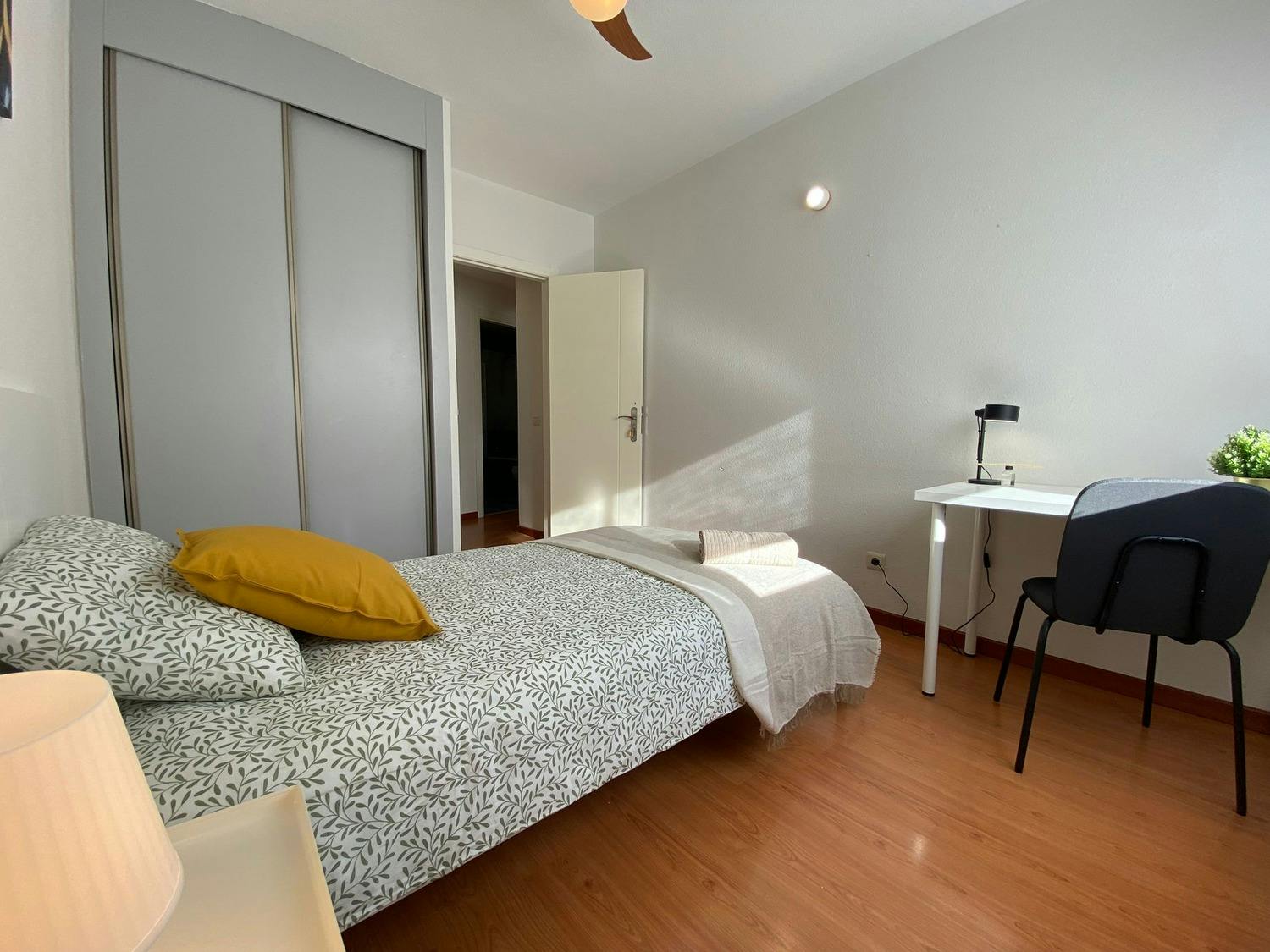 Apartment Majadahonda, 1 bed, 12m² — photo 1