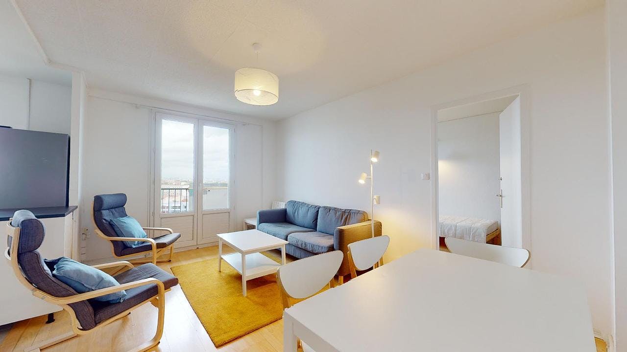 Apartment Toulouse, 1 bed, 9m² — photo 3