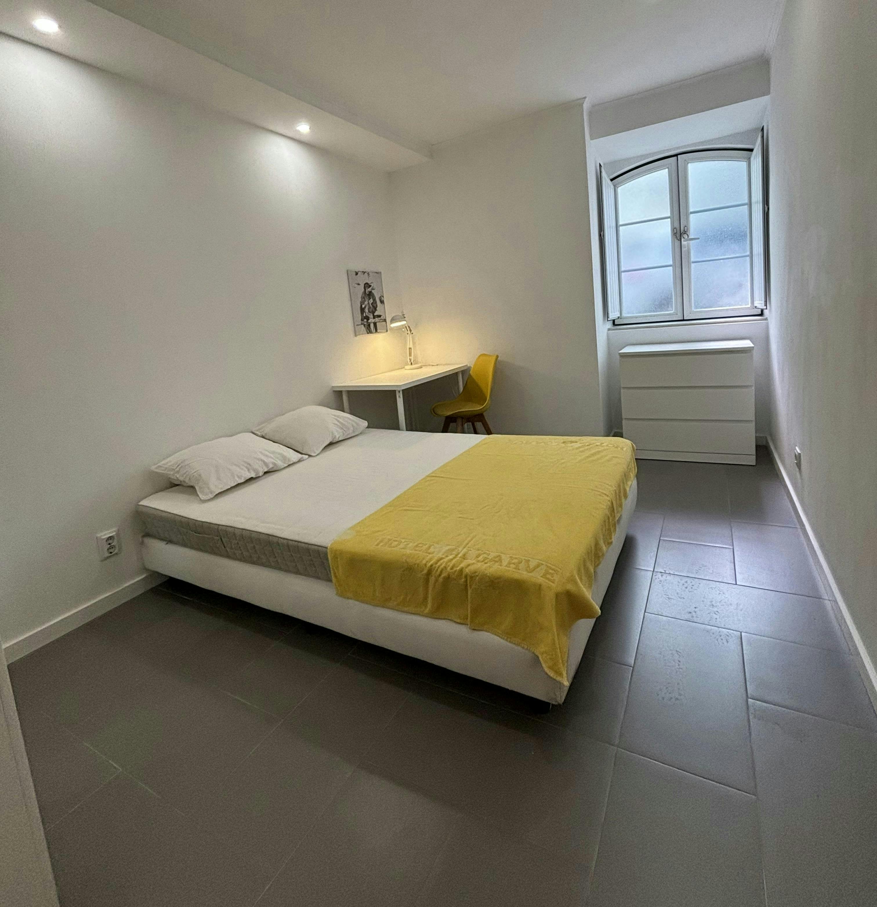 Avenida Elias Garcia, Lisbon preview