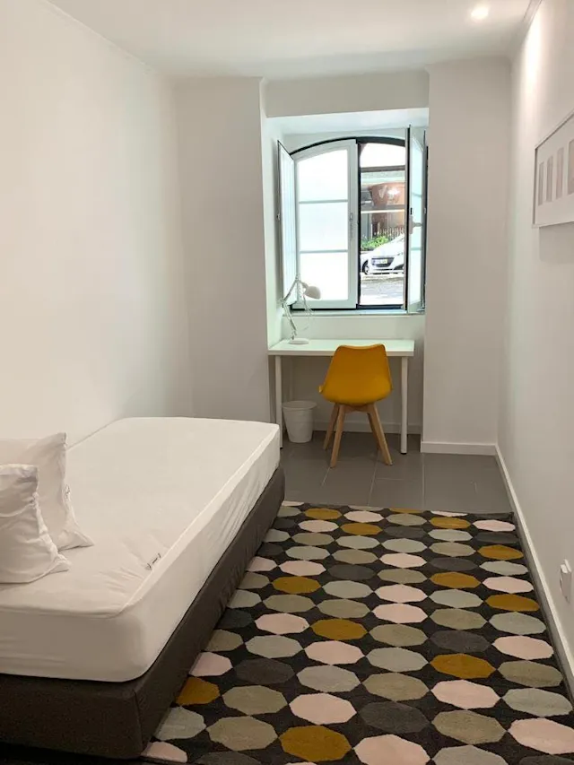Private room in Avenida Elias Garcia, Lisbon (1579409) room image 1