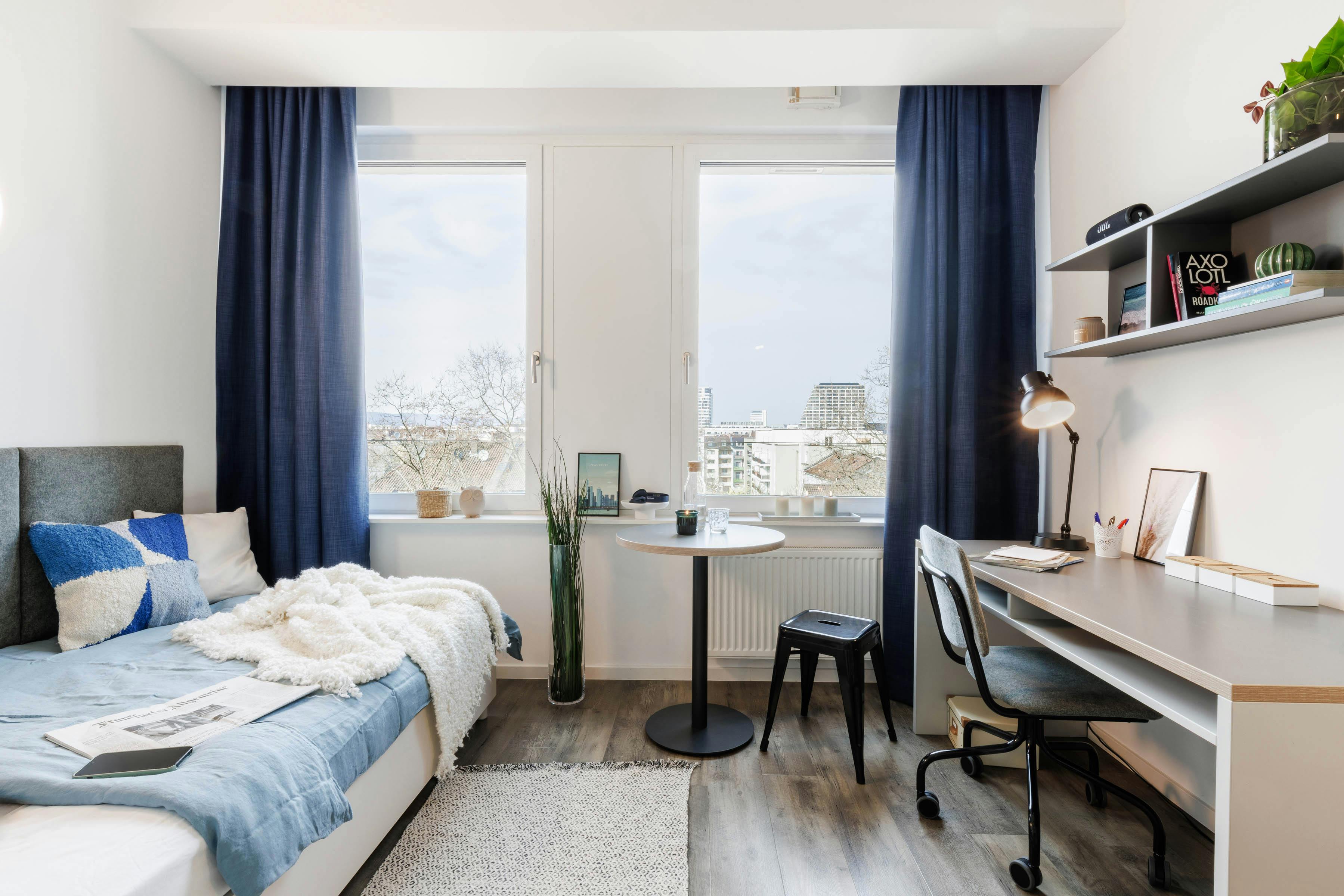 preview gallery tile