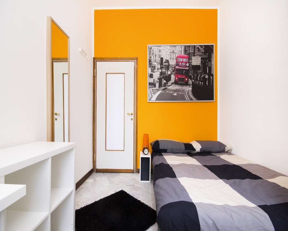 Private room for rent for €545 per month in Milan, Via Bartolomeo D'Alviano