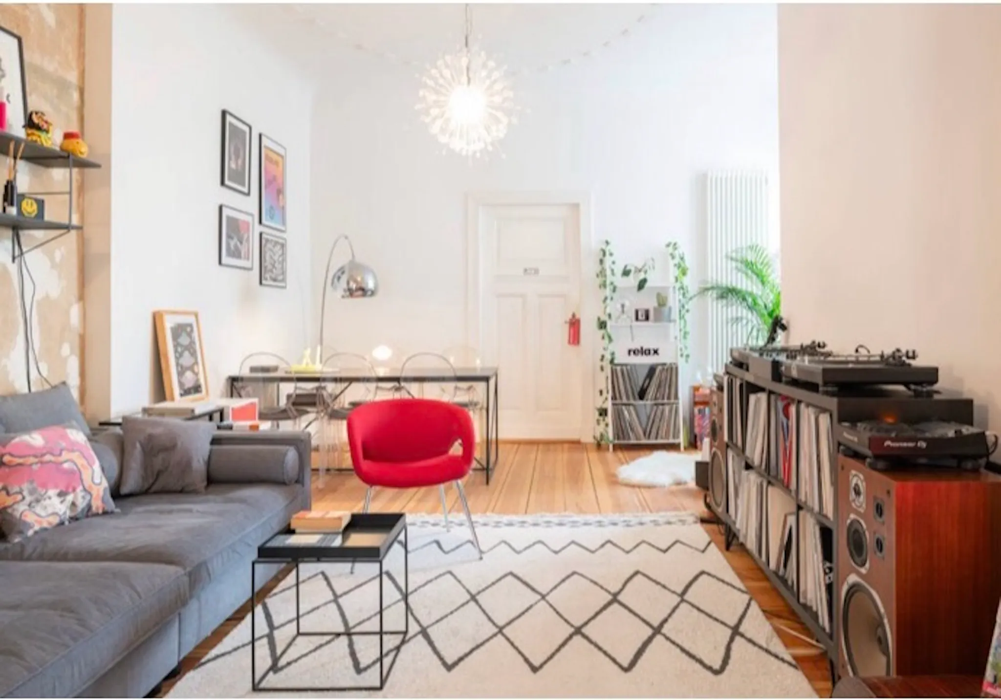 Allerstraße, Berlin preview