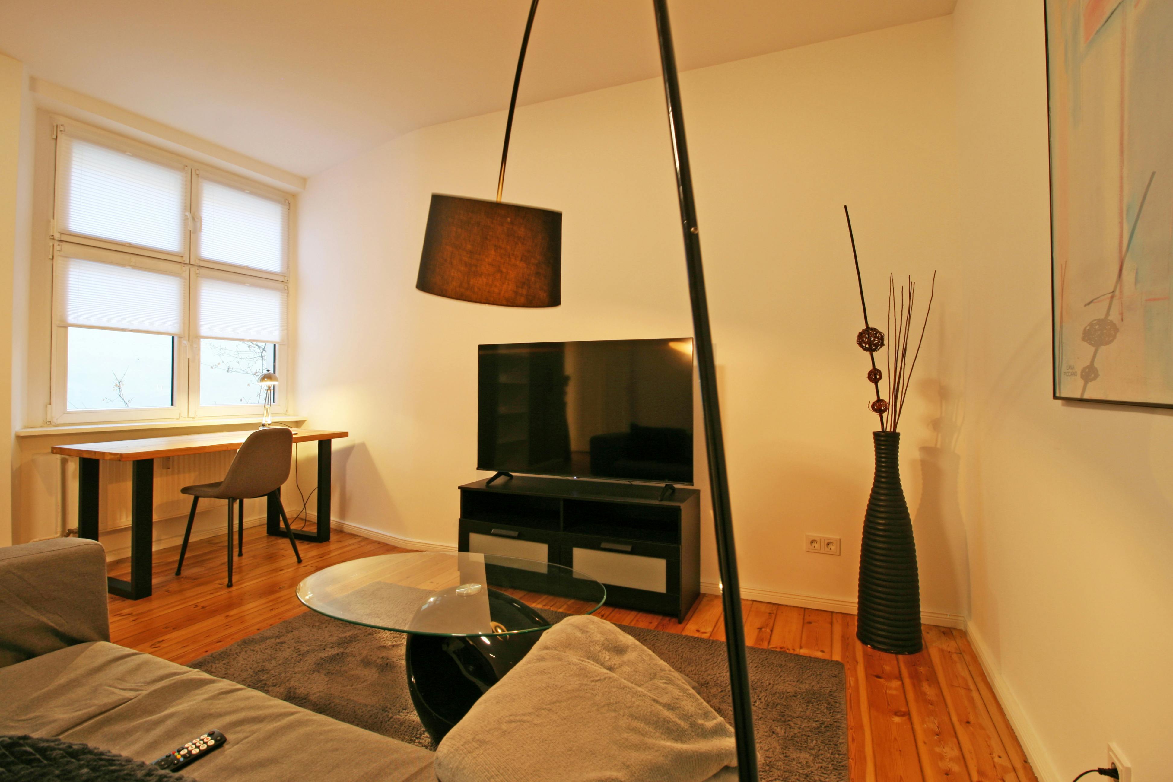 Studio for rent for €1,250 per month in Berlin, Bellermannstraße