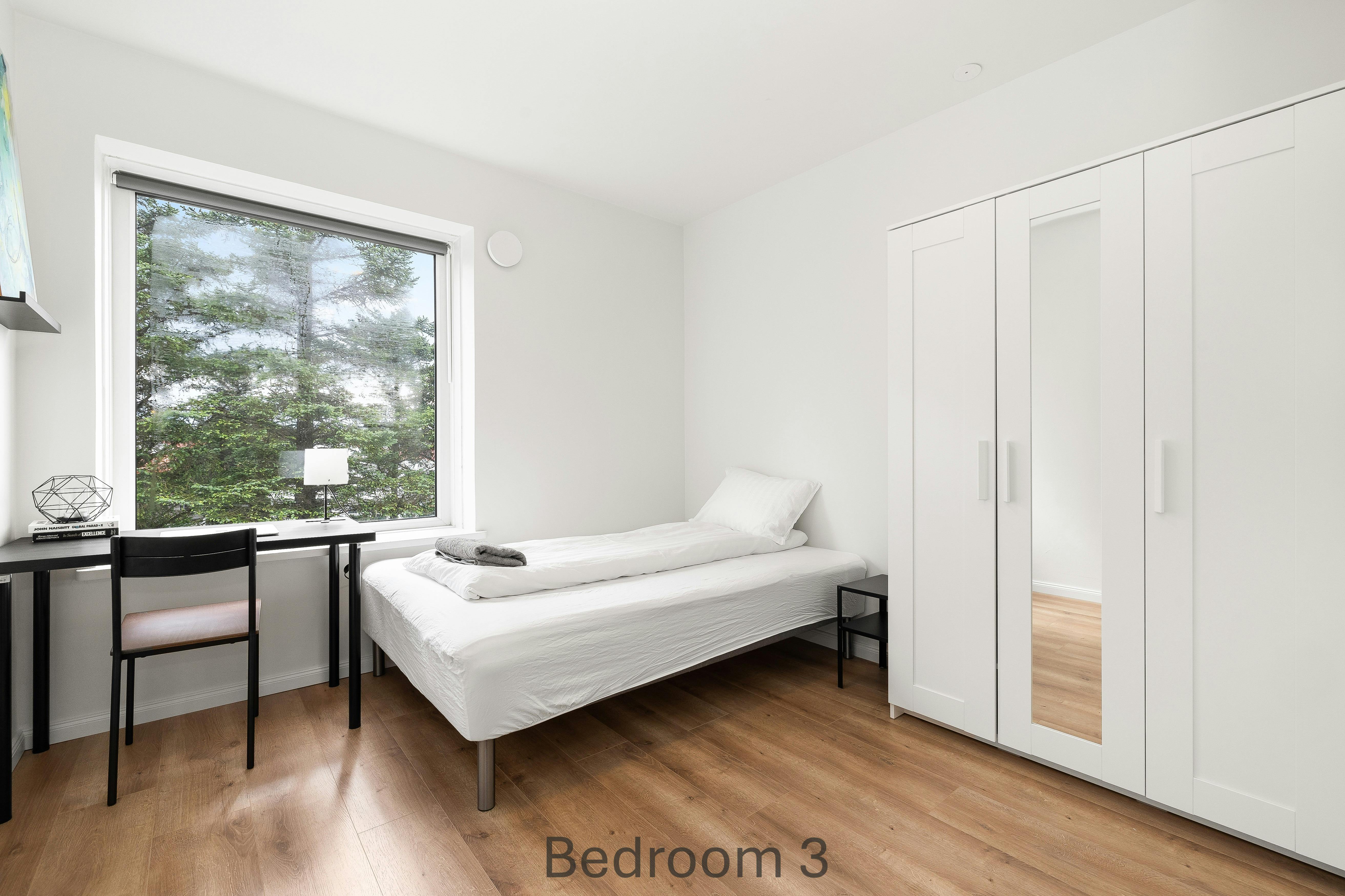 Private room for rent for ISK 152,128 per month in Reykjavík, Skaftahlíð