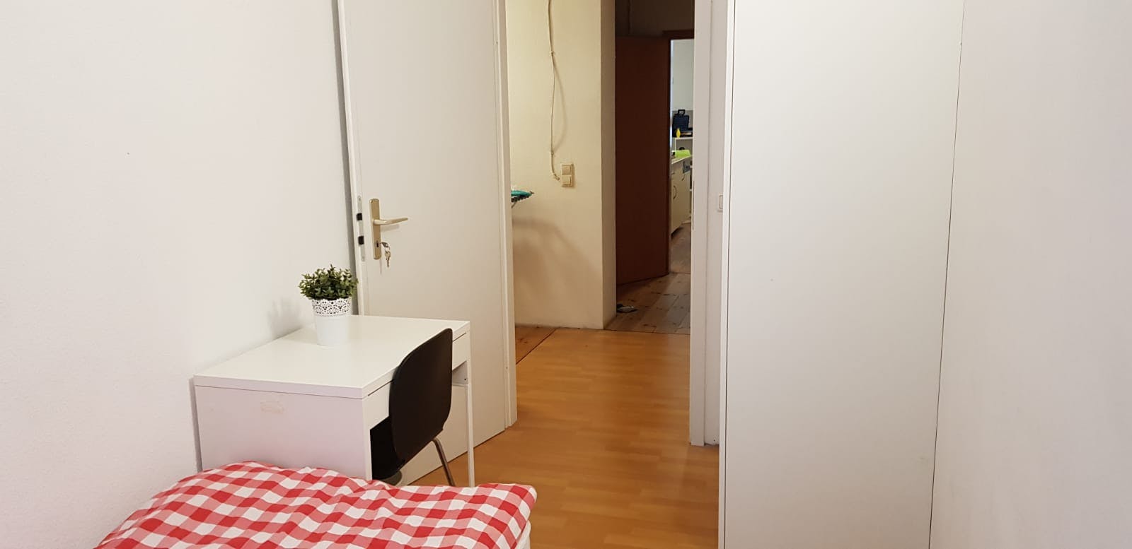 Apartment Berlin, 1 bed, 10m² — photo 3