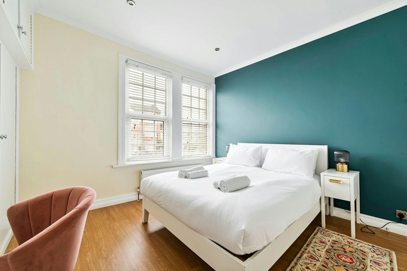 Apartment London, 2 beds — photo 8
