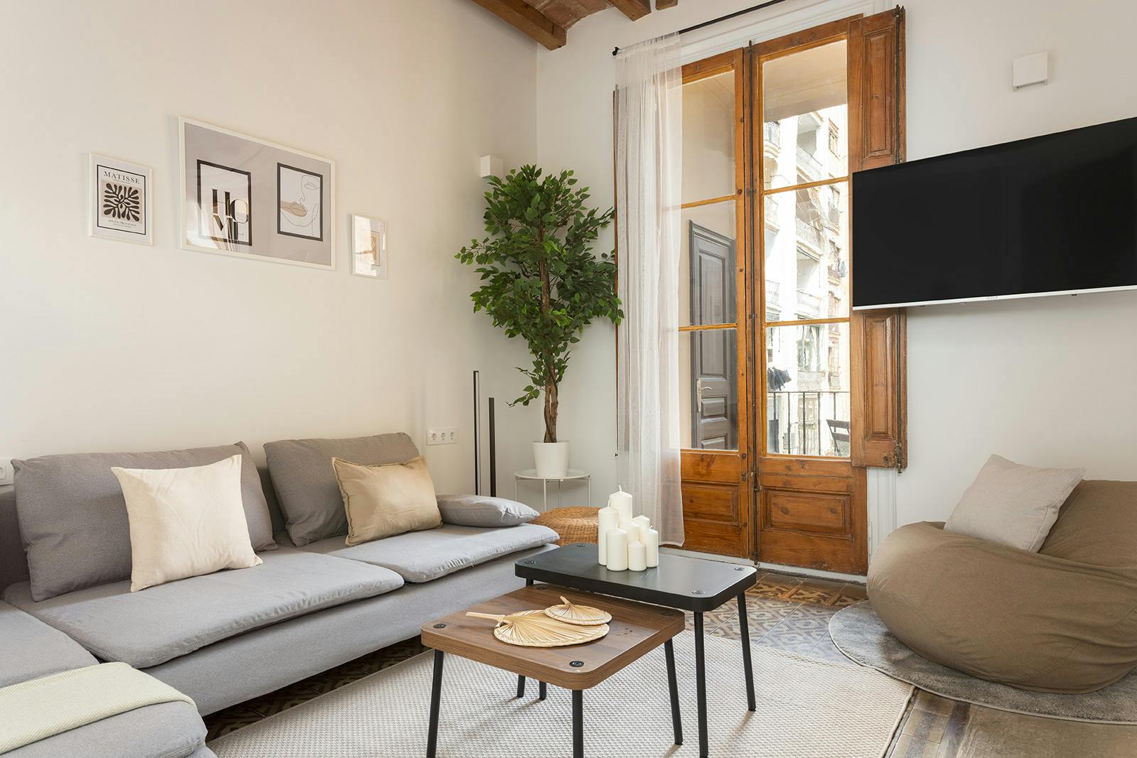 preview gallery tile