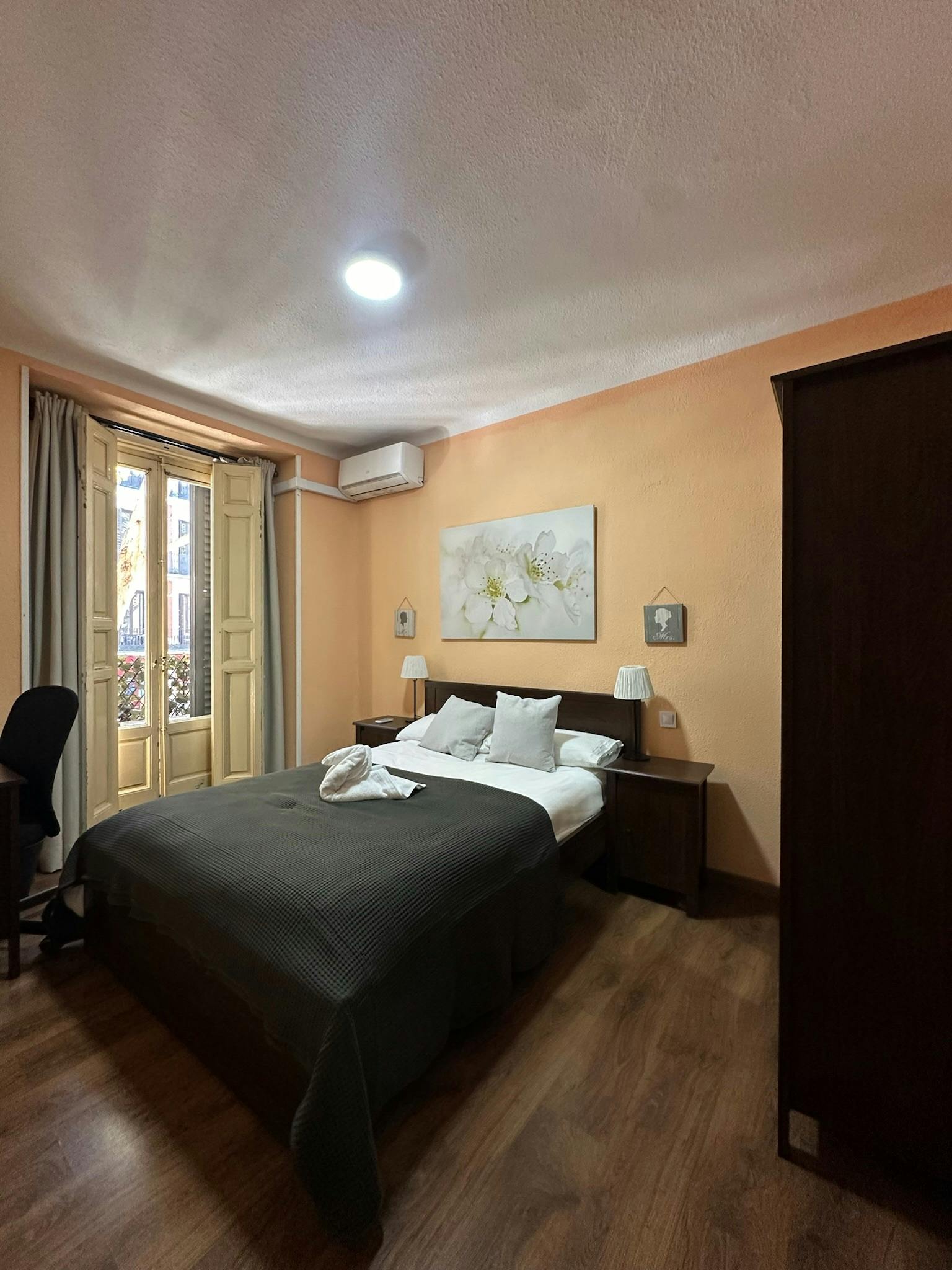 Calle de Toledo, Madrid preview