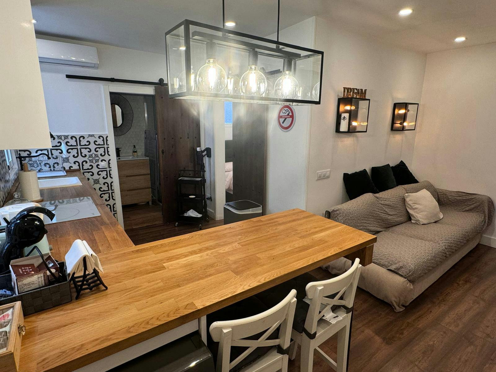 Calle del Mesón de Paredes, Madrid Madrid