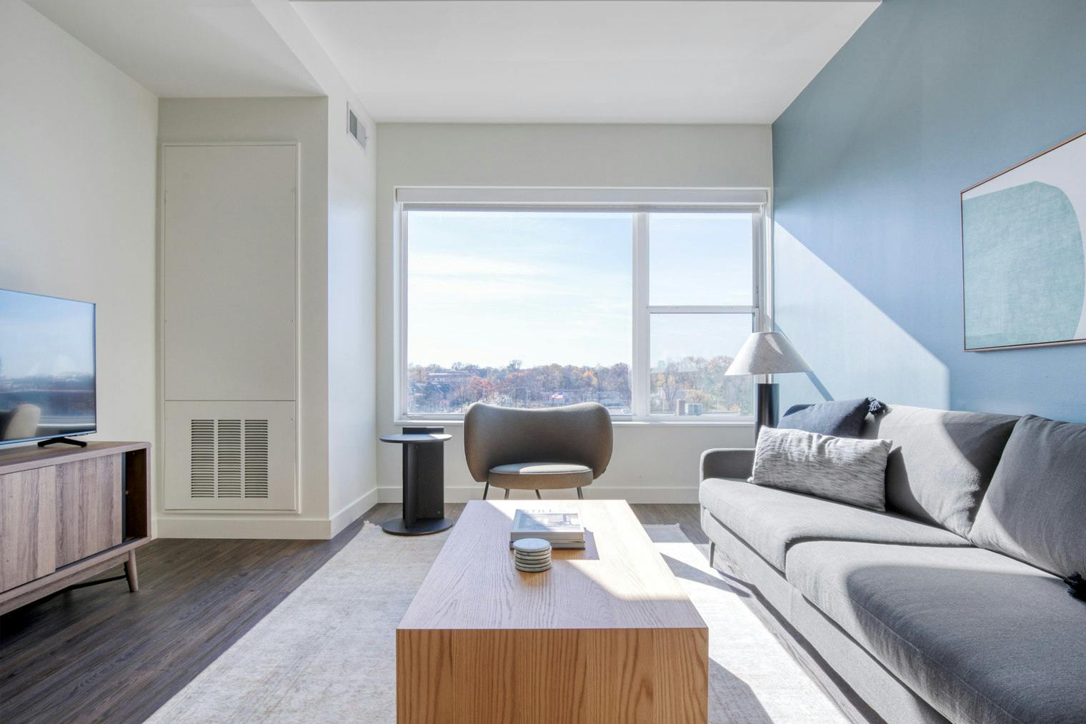 Apartamento en alquiler por $2,779 al mes en Elmhurst, N Addison Ave