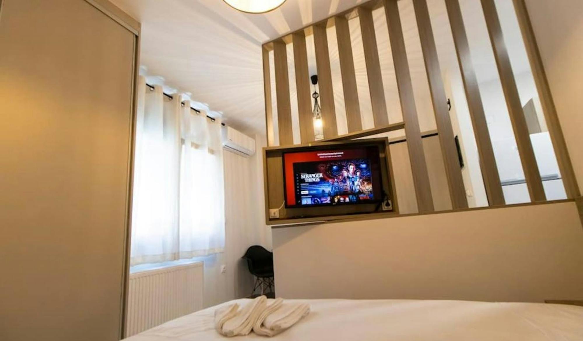 Studio for rent for €1,000 per month in Athens, Leivada