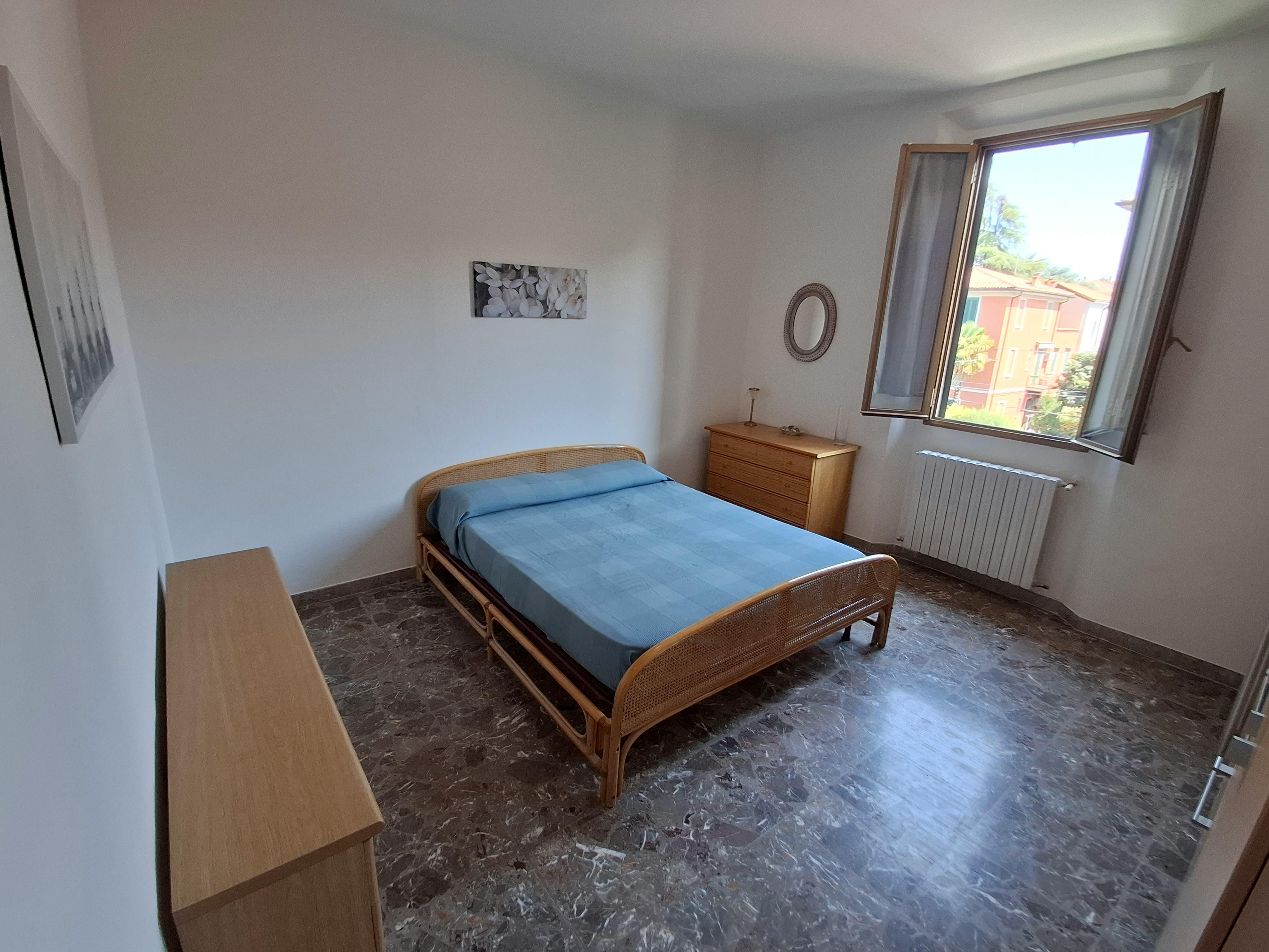 2-Bedroom Apartment in Via Antonio Zannoni, Bologna (1580620) ROOM 4