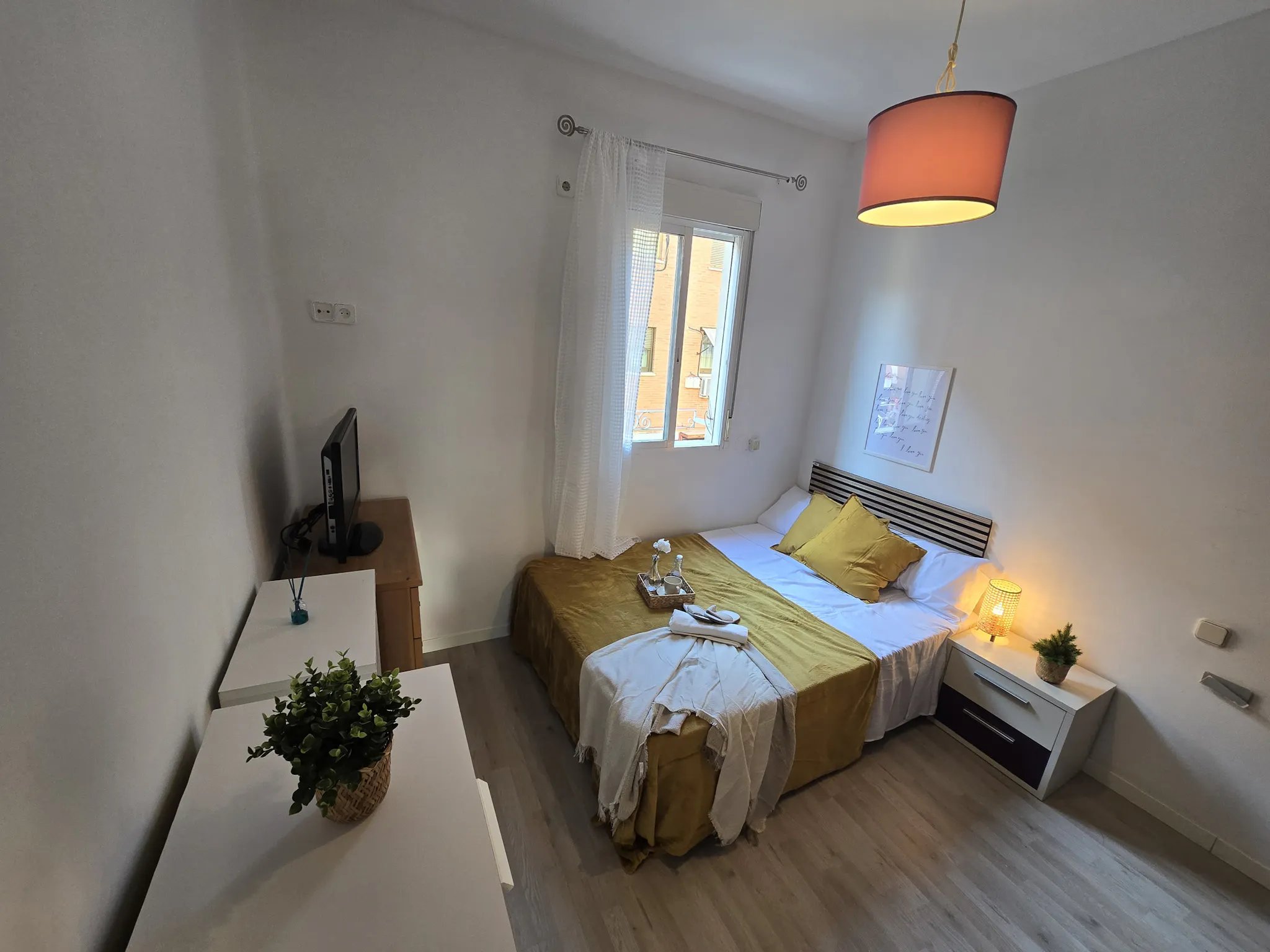 2-Bedroom House in Calle de Ferroviarios, Madrid (1580727) ROOM 1