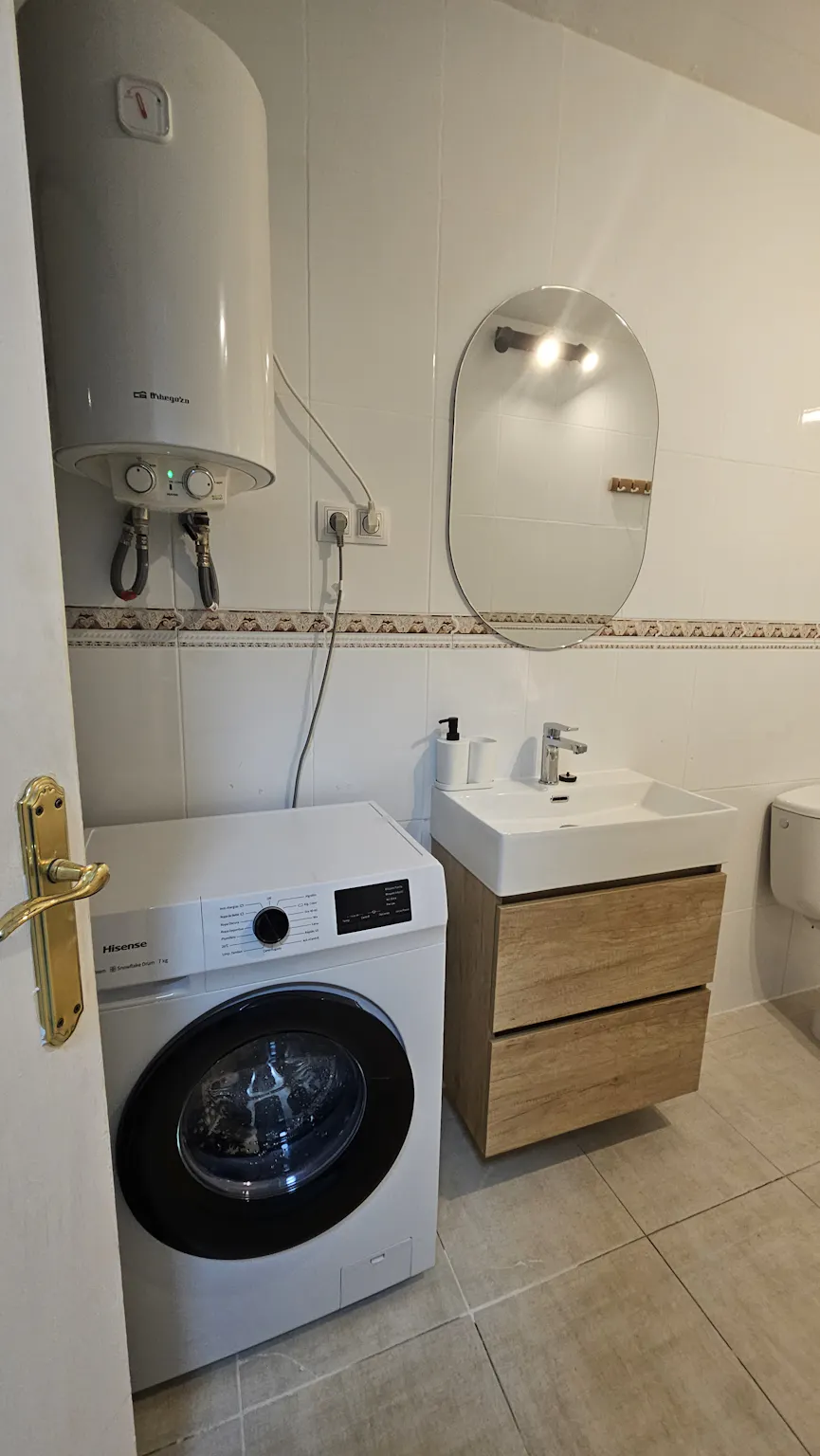 1-Bedroom Apartment in Carrer de Martínez de la Rosa, Barcelona (1580734) ROOM 4