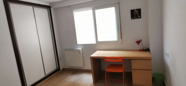 Private room in Calle Valencia, Alicante (1580745) room image 2