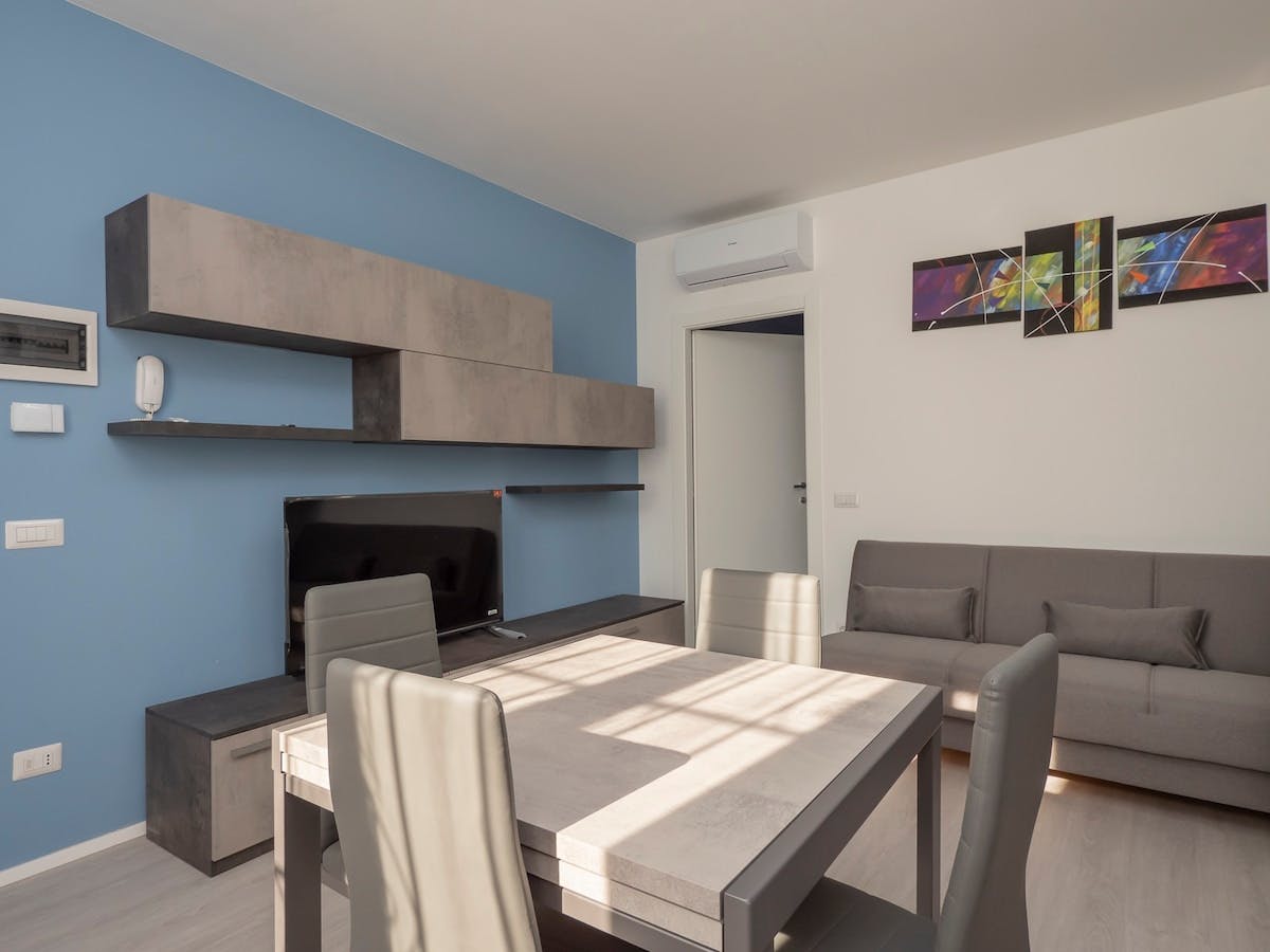 Via Cardinale Ascanio Sforza, Milan