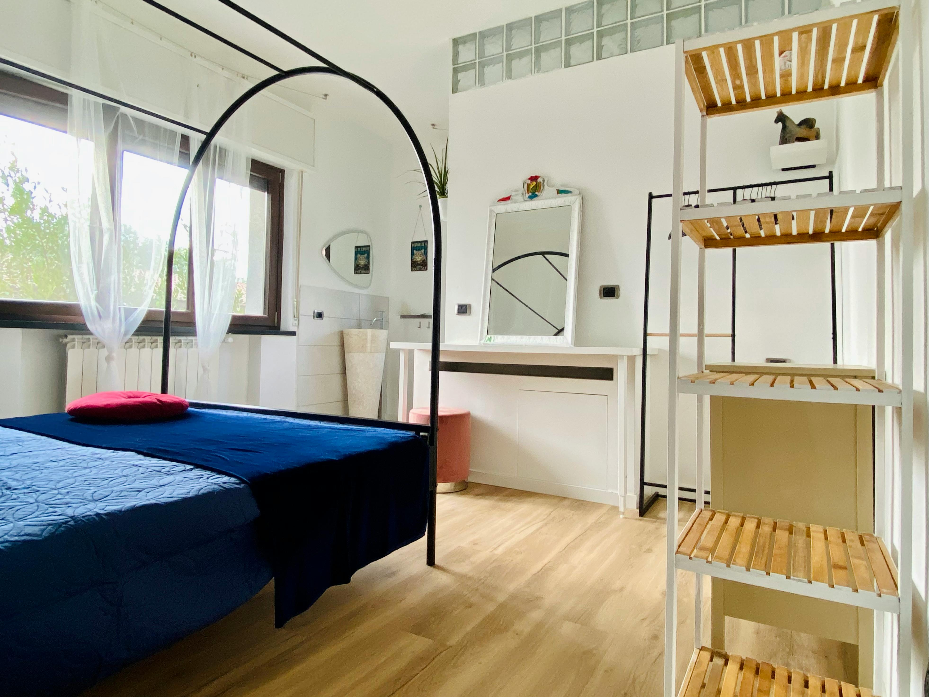 Via Sesto Calende, Milan preview