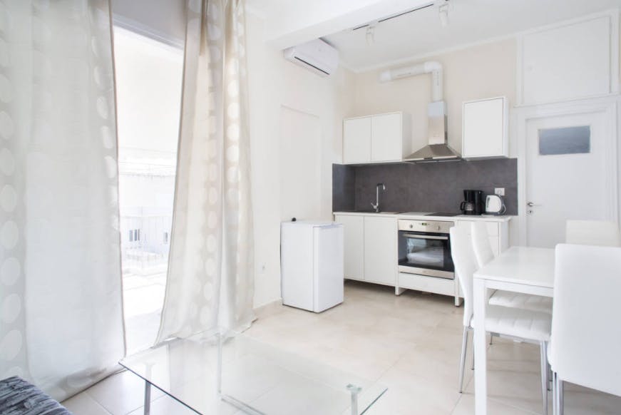 Appartement à louer pour 650 €/mois à Athens, Solomou