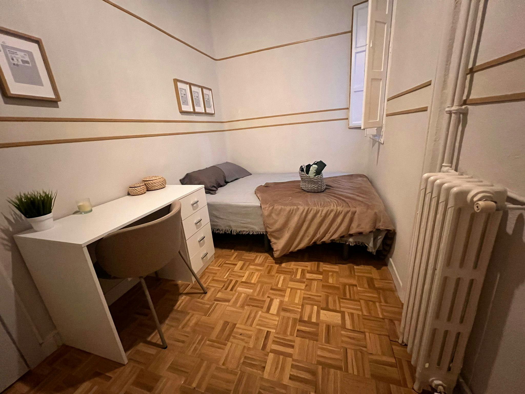 Apartment Madrid, 1 bed, 9m² — photo 4