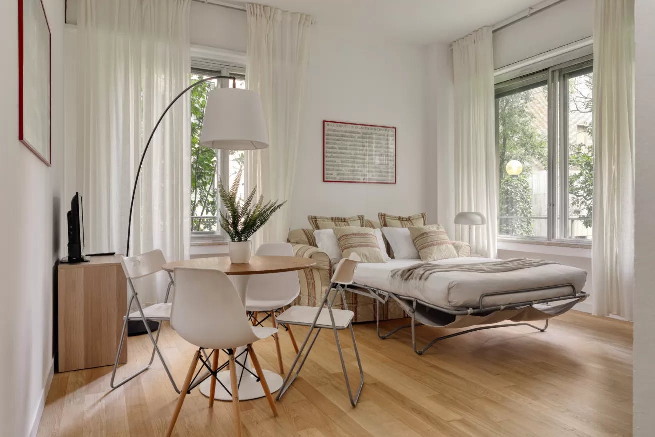 Corso di Porta Nuova, Milan