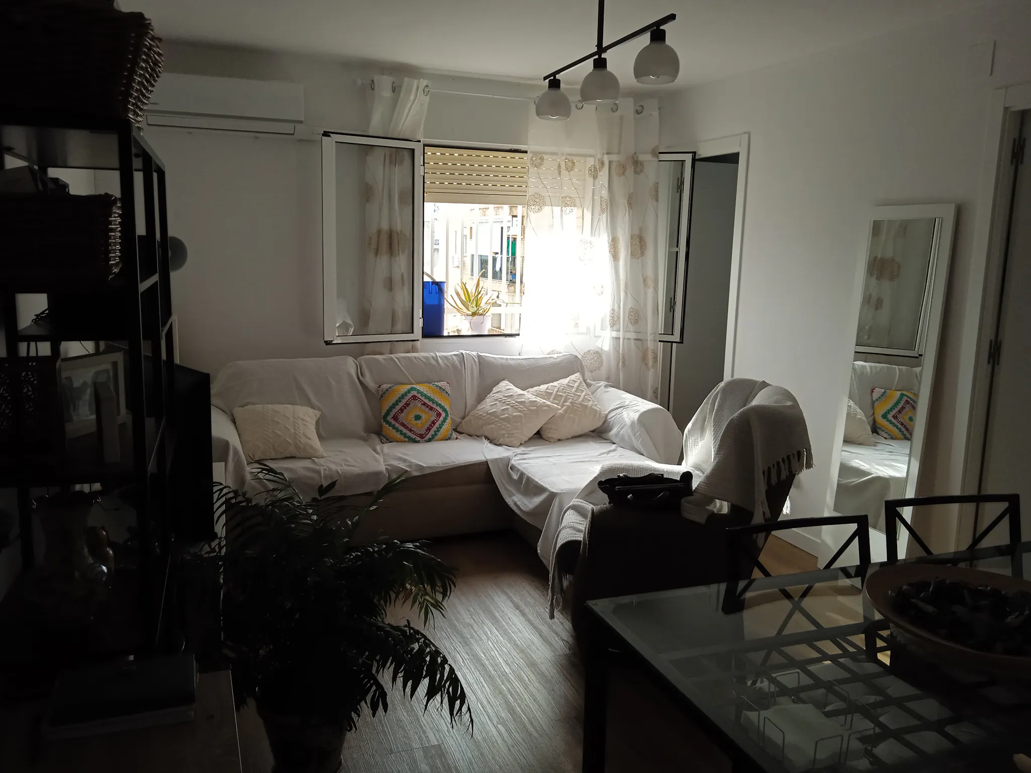 Calle Lisboa, Sevilla preview