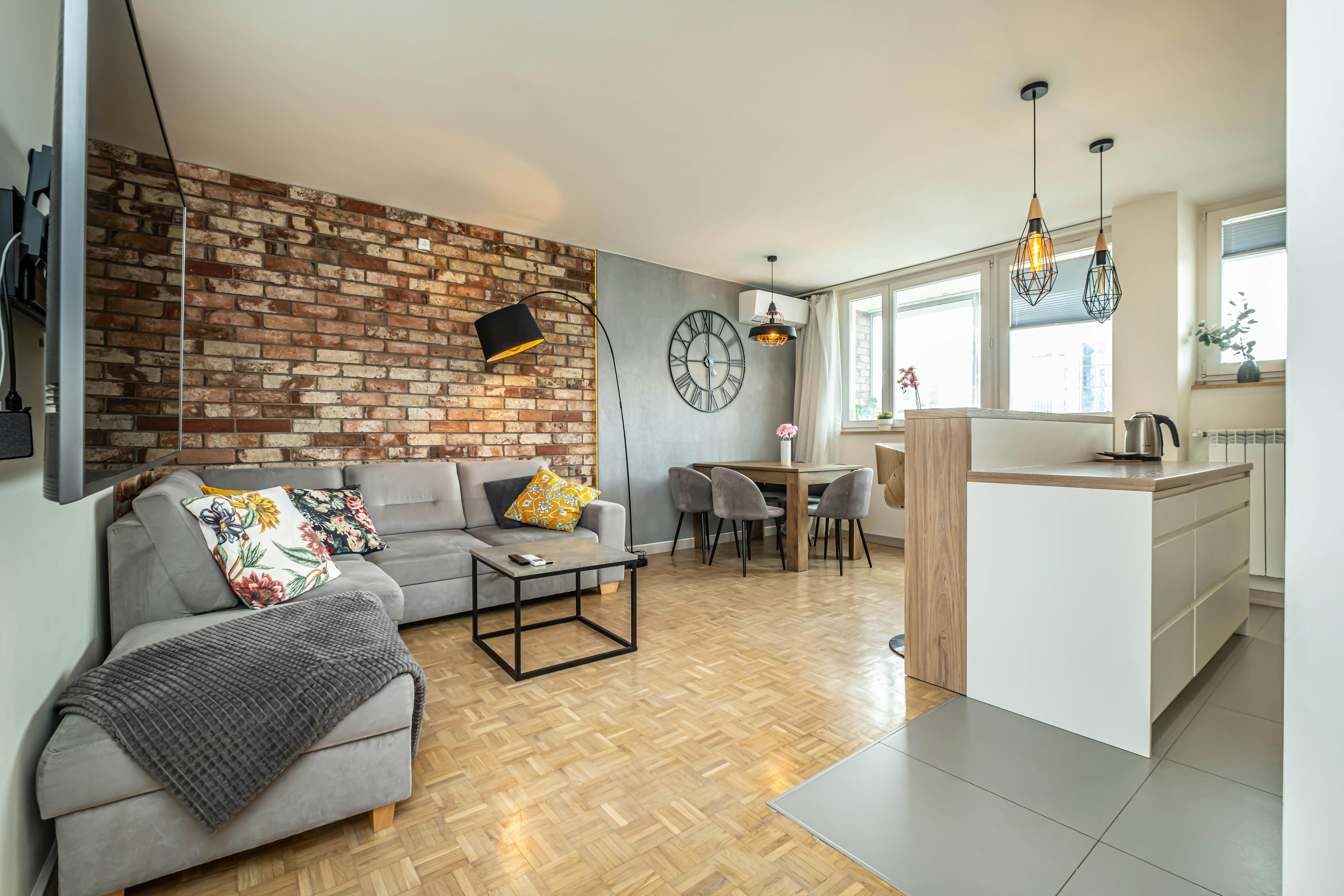 Prosta, Warsaw preview