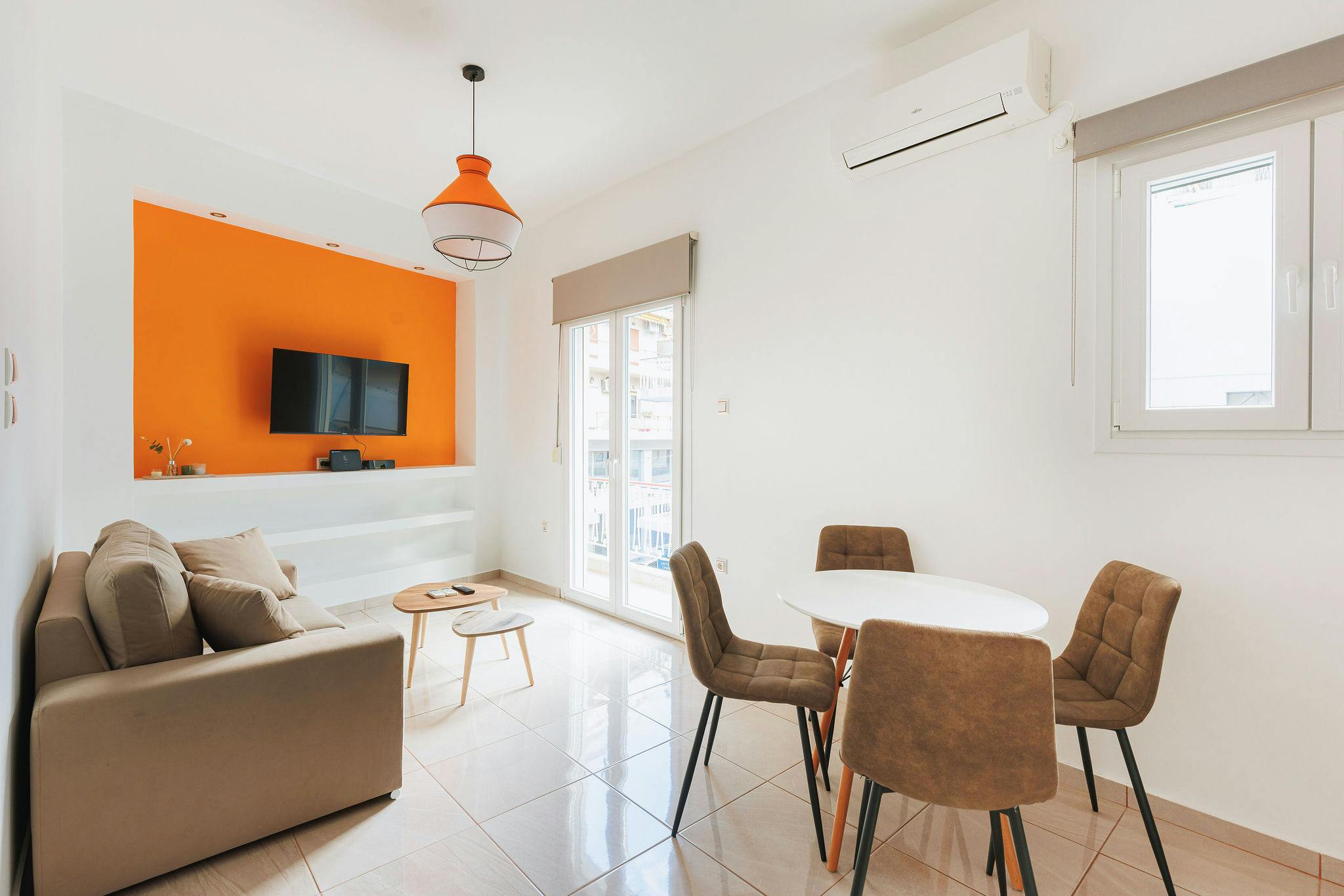 Studio for rent for €900 per month in Athens, Bizaniou