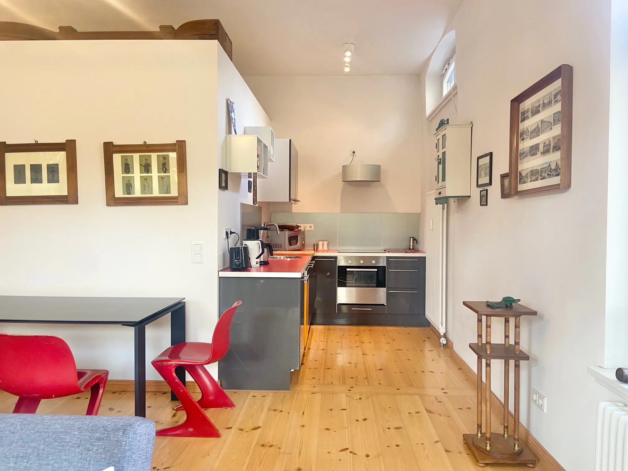 1-Bedroom Apartment in Grimmstraße, Berlin (1581581) ROOM 2