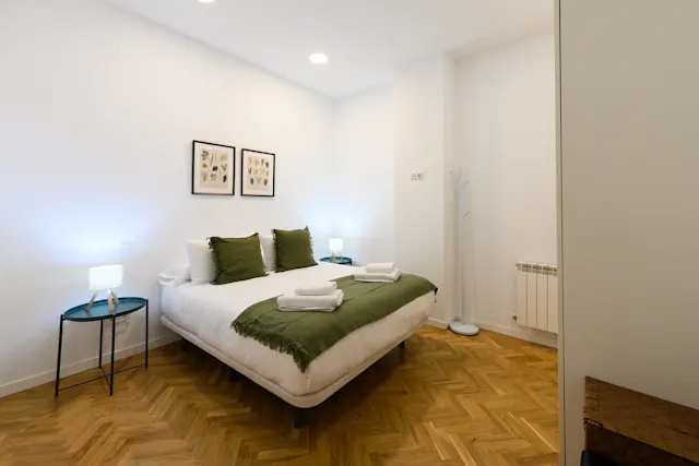 3-Bedroom Apartment in Calle del Postigo de San Martín, Madrid (1581606) room image 1