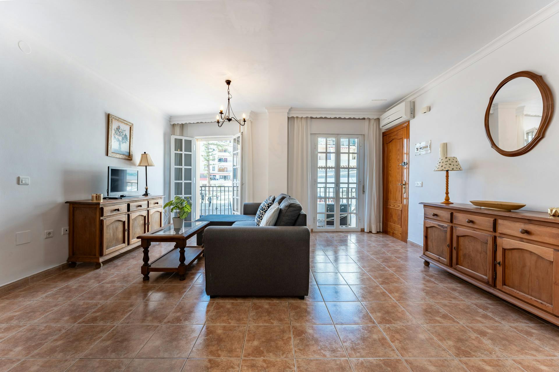 Calle San Miguel, Torremolinos preview