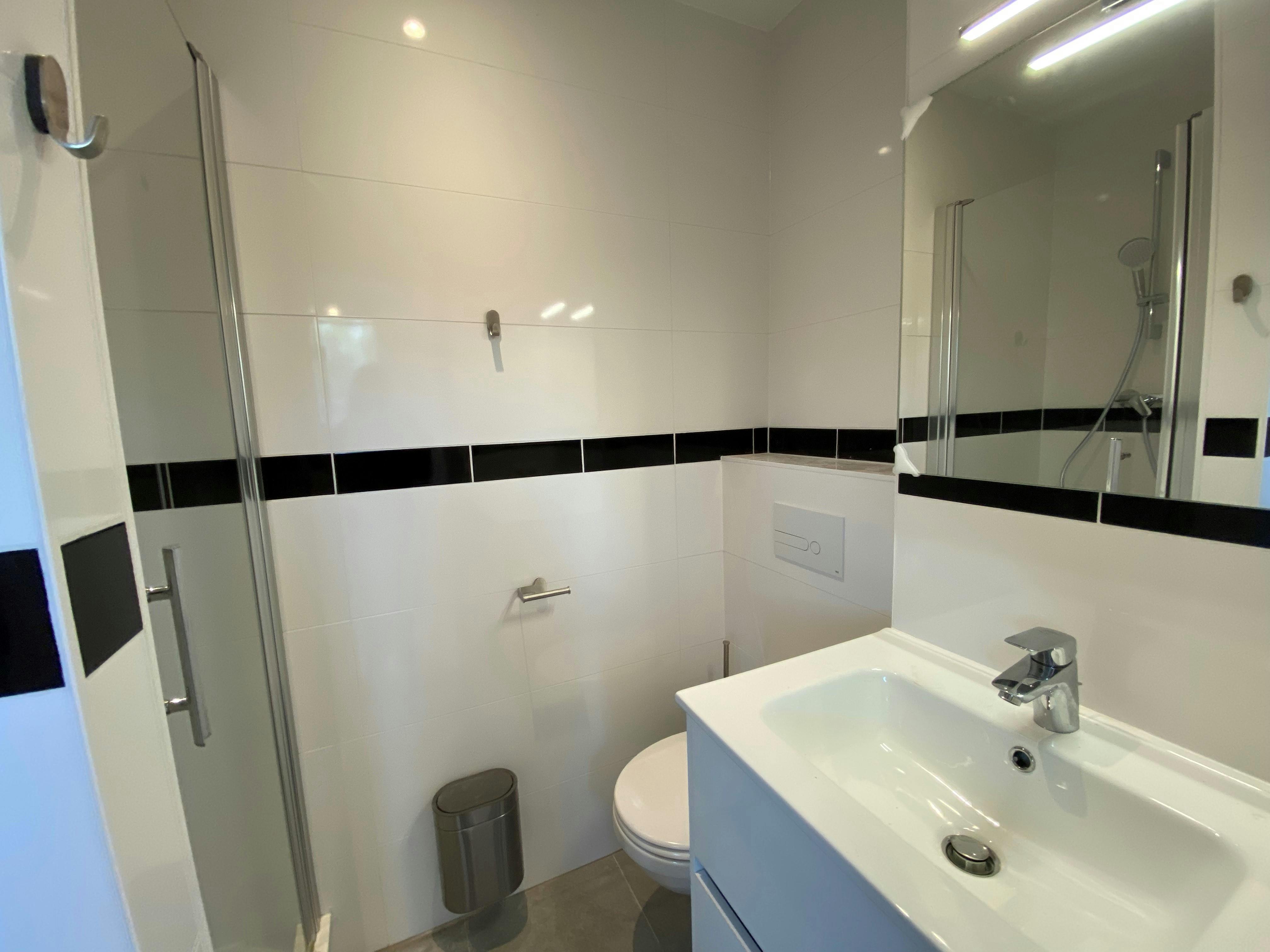 Apartment Brussels, 1 bed, 17m² — photo 2