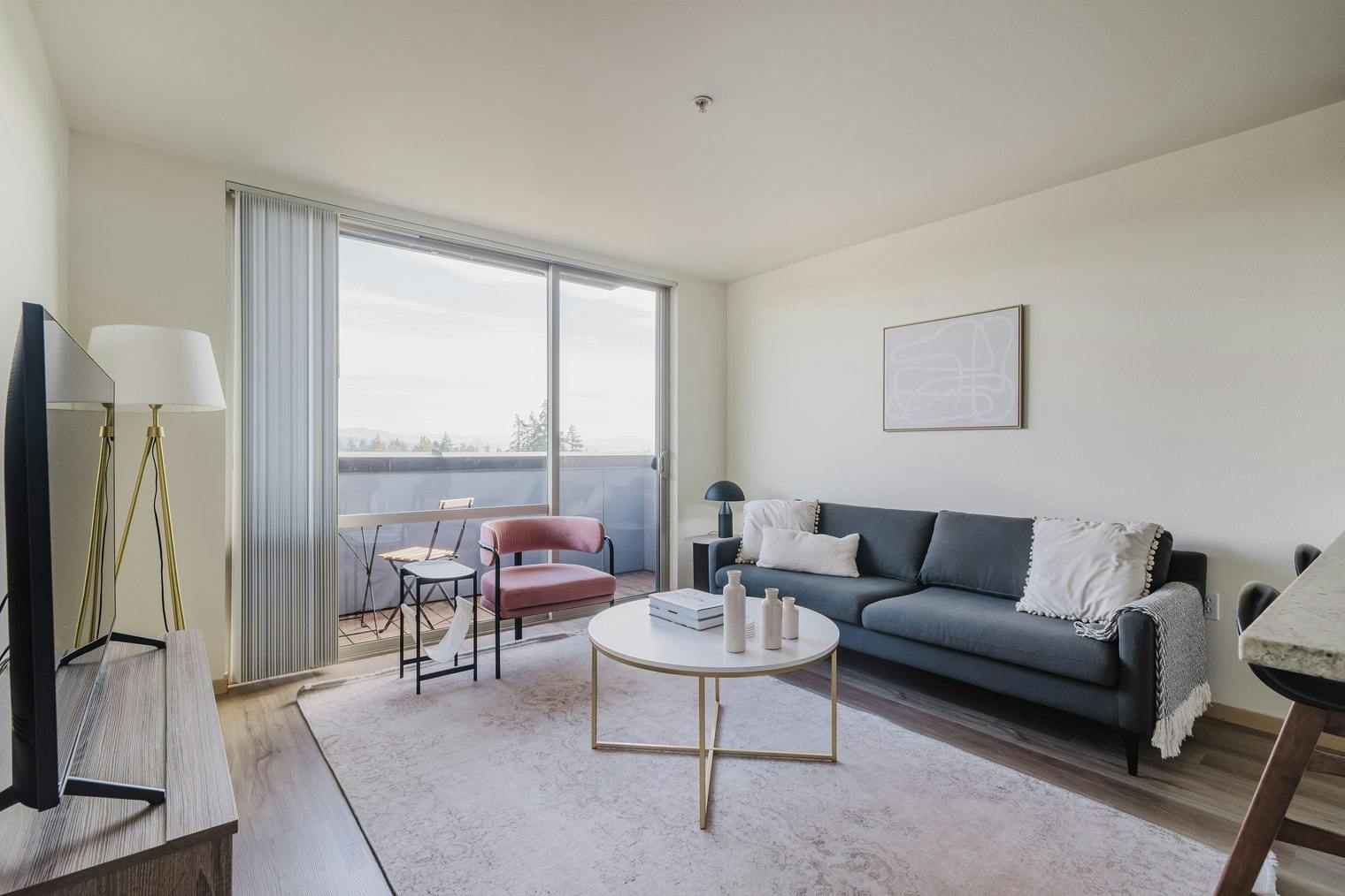 单间公寓 正在以 $2,577 的月租出租，其位于 Seattle, South Othello Street