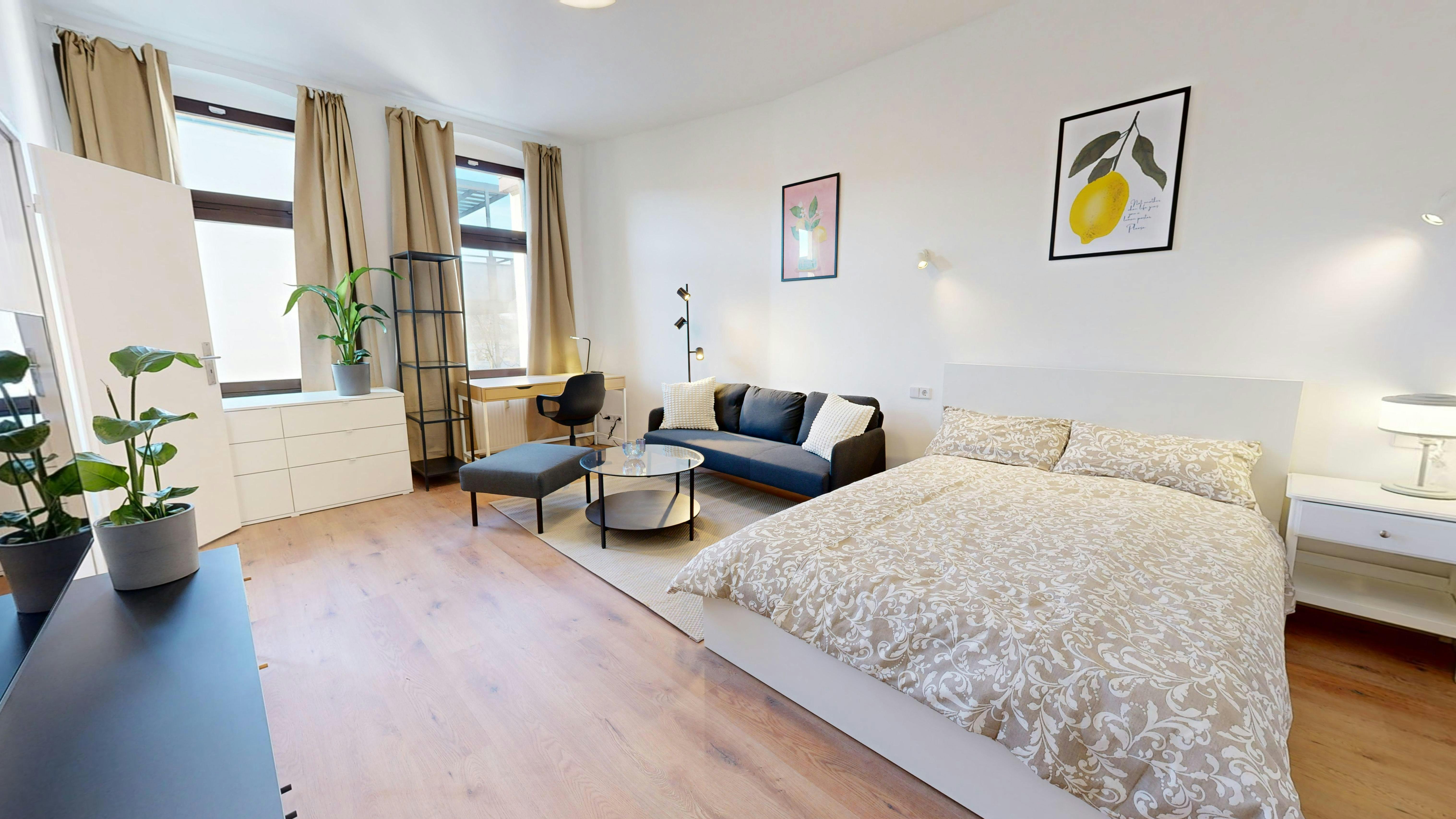 Apartment for rent for €1,350 per month in Berlin, Kurfürstenstraße