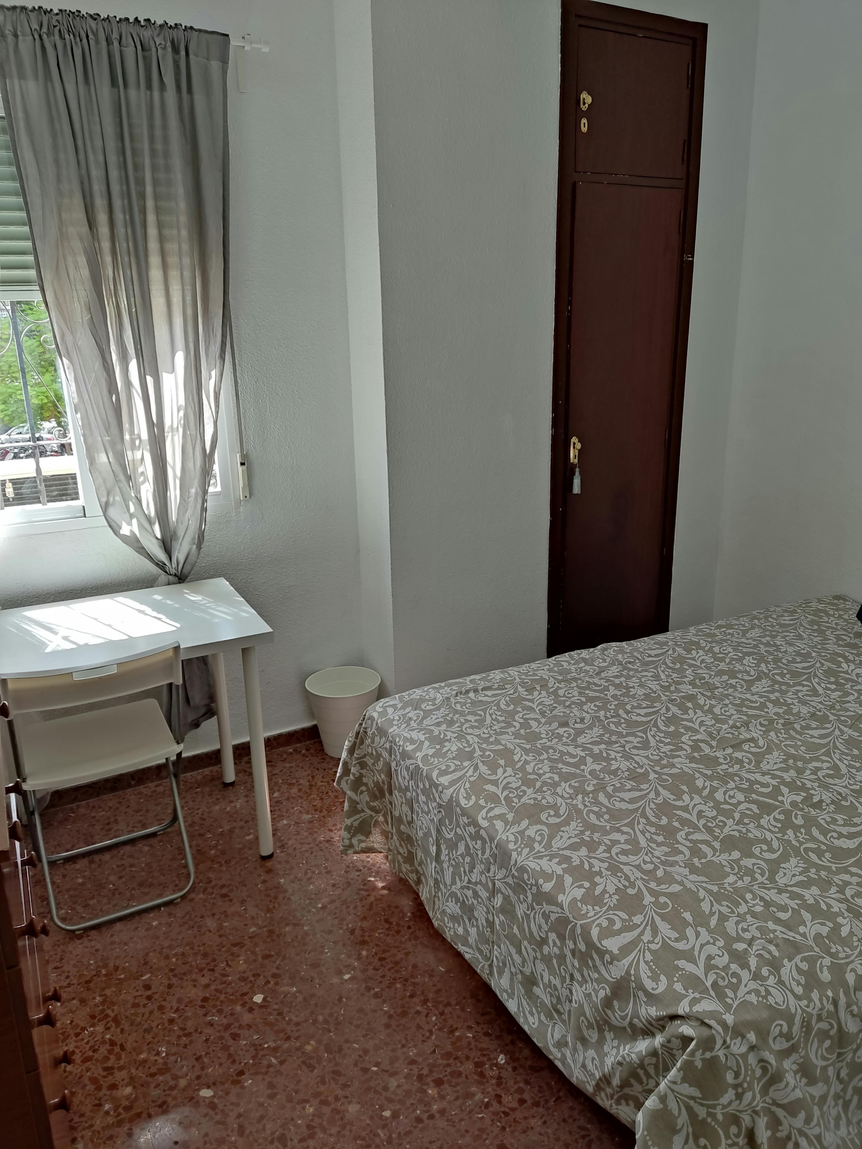 Apartment Sevilla, 1 bed, 12m² — photo 2