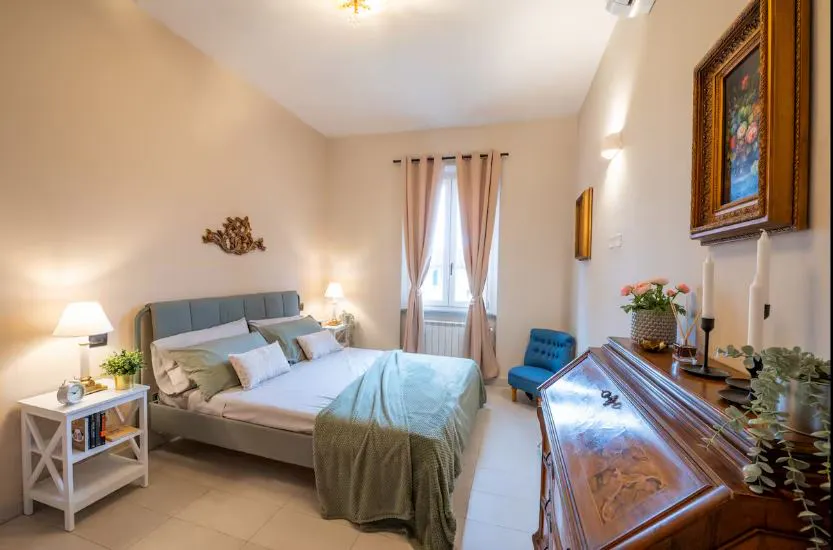 2-Bedroom Apartment in Via del Pratellino, Florence (1582033) ROOM 1