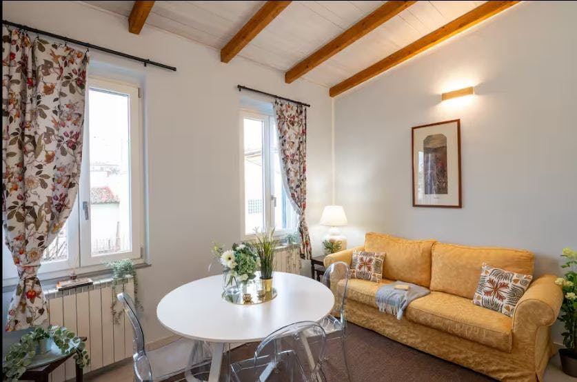 Apartment for rent for €1,390 per month in Florence, Via del Pratellino