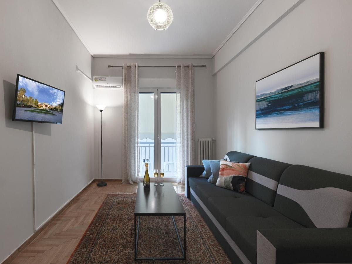 Appartement à louer pour 900 €/mois à Athens, Cheyden