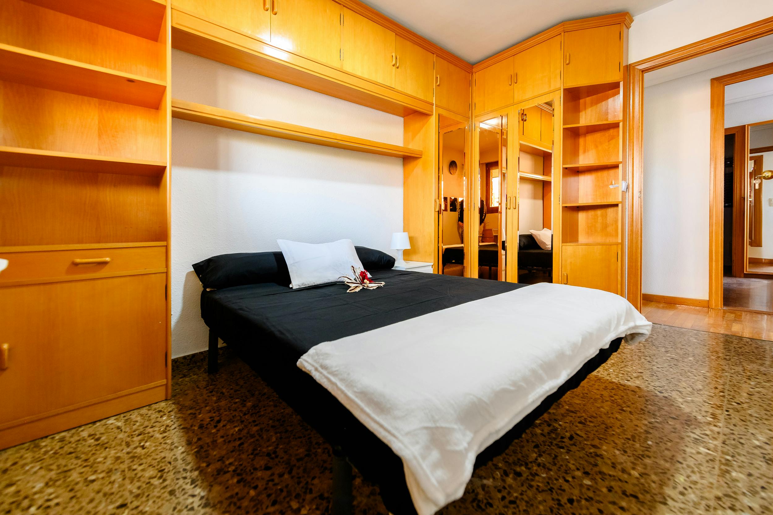 Calle Gutiérrez Mellado, Zaragoza preview