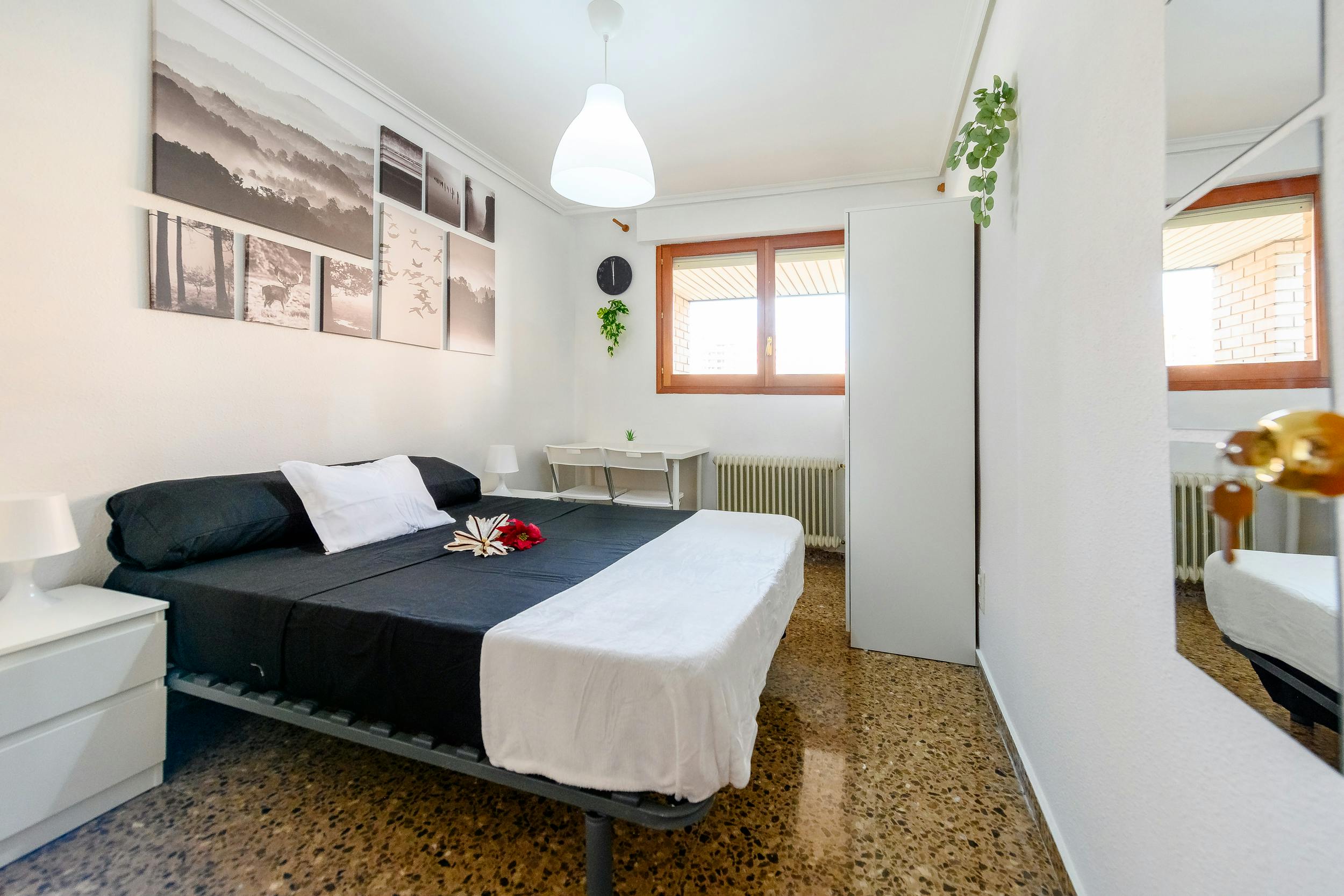 Calle Gutiérrez Mellado, Zaragoza preview