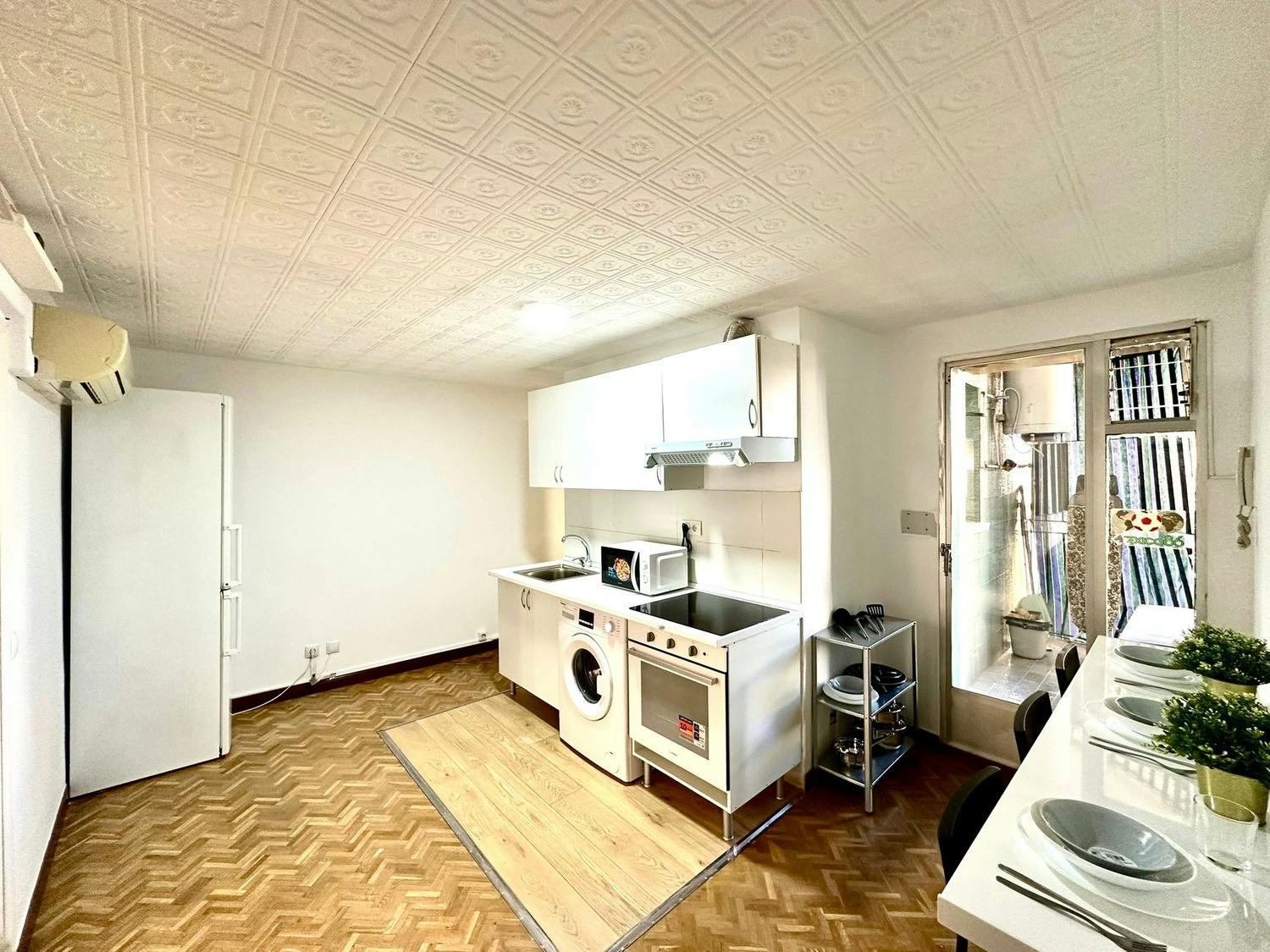 Apartment Madrid, 1 bed, 12m² — photo 10