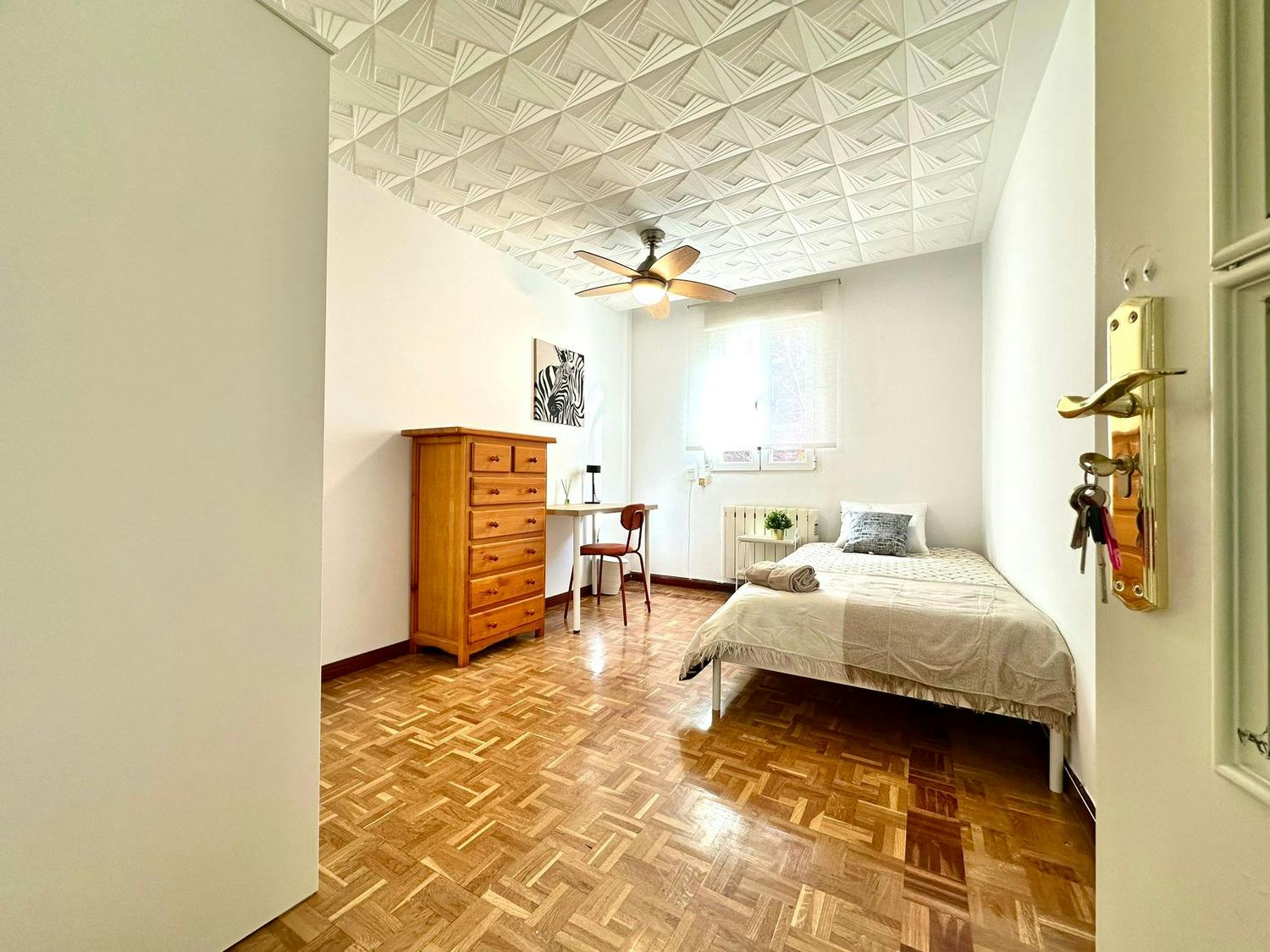 Apartment Madrid, 1 bed, 10m² — photo 6