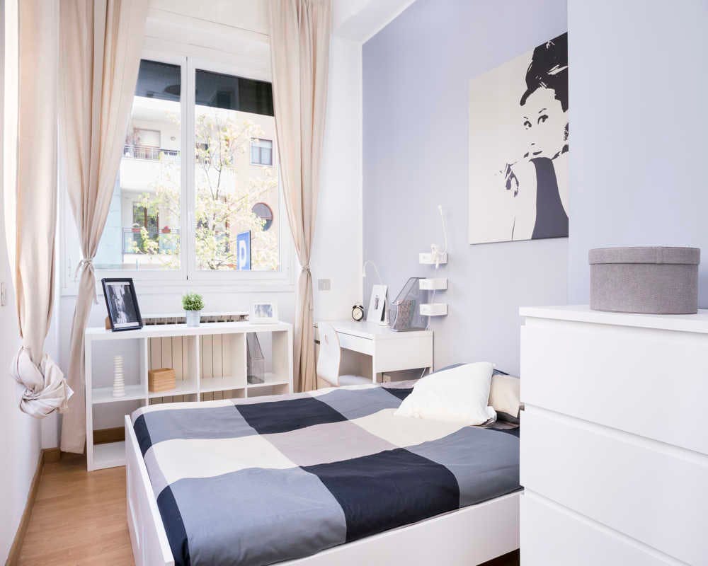 Via Legnone, Milan preview