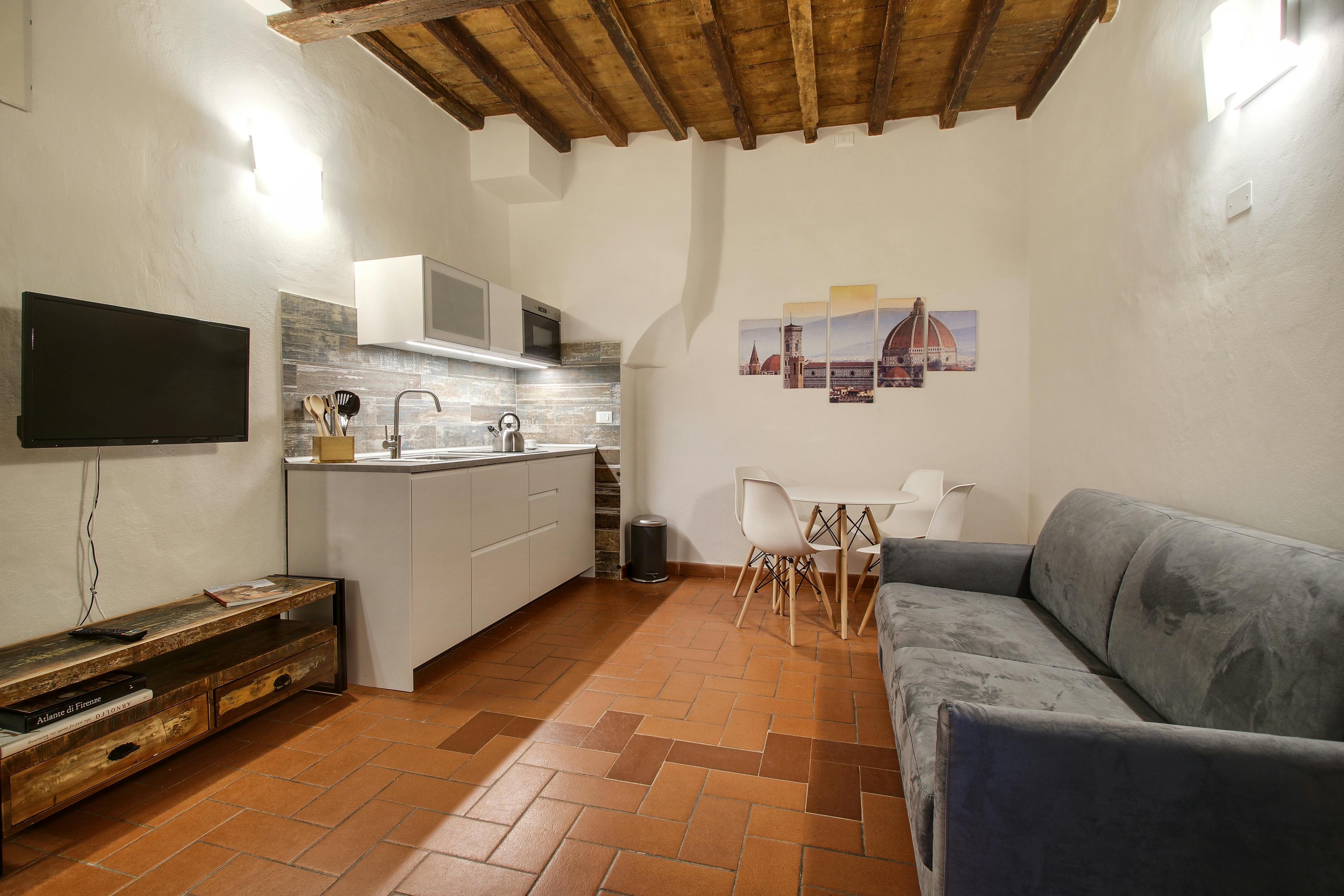 Appartamento in affitto a 1550 € al mese a Florence, Via dei Pilastri