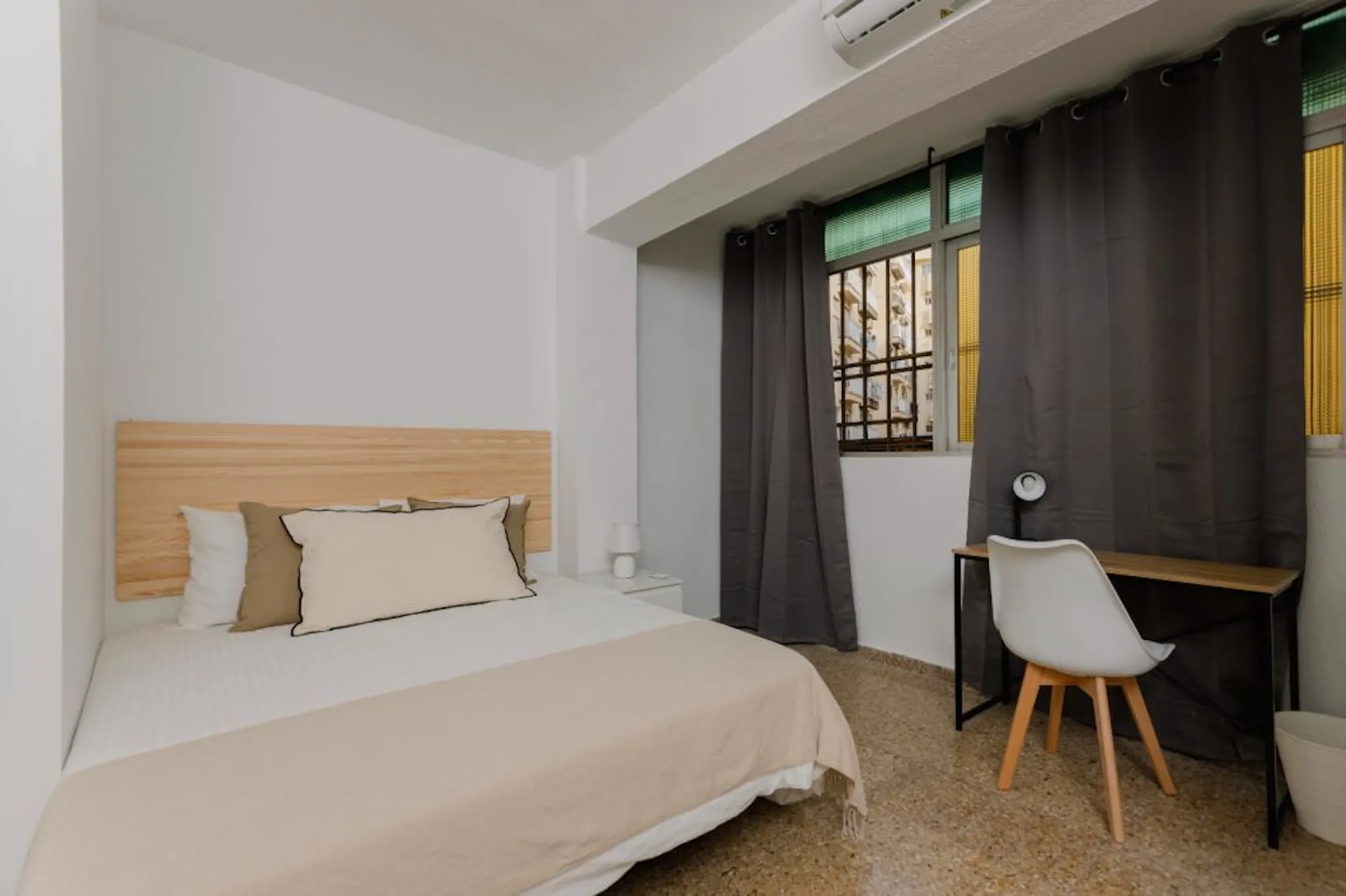 Carrer de Penya-Roja, Valencia preview