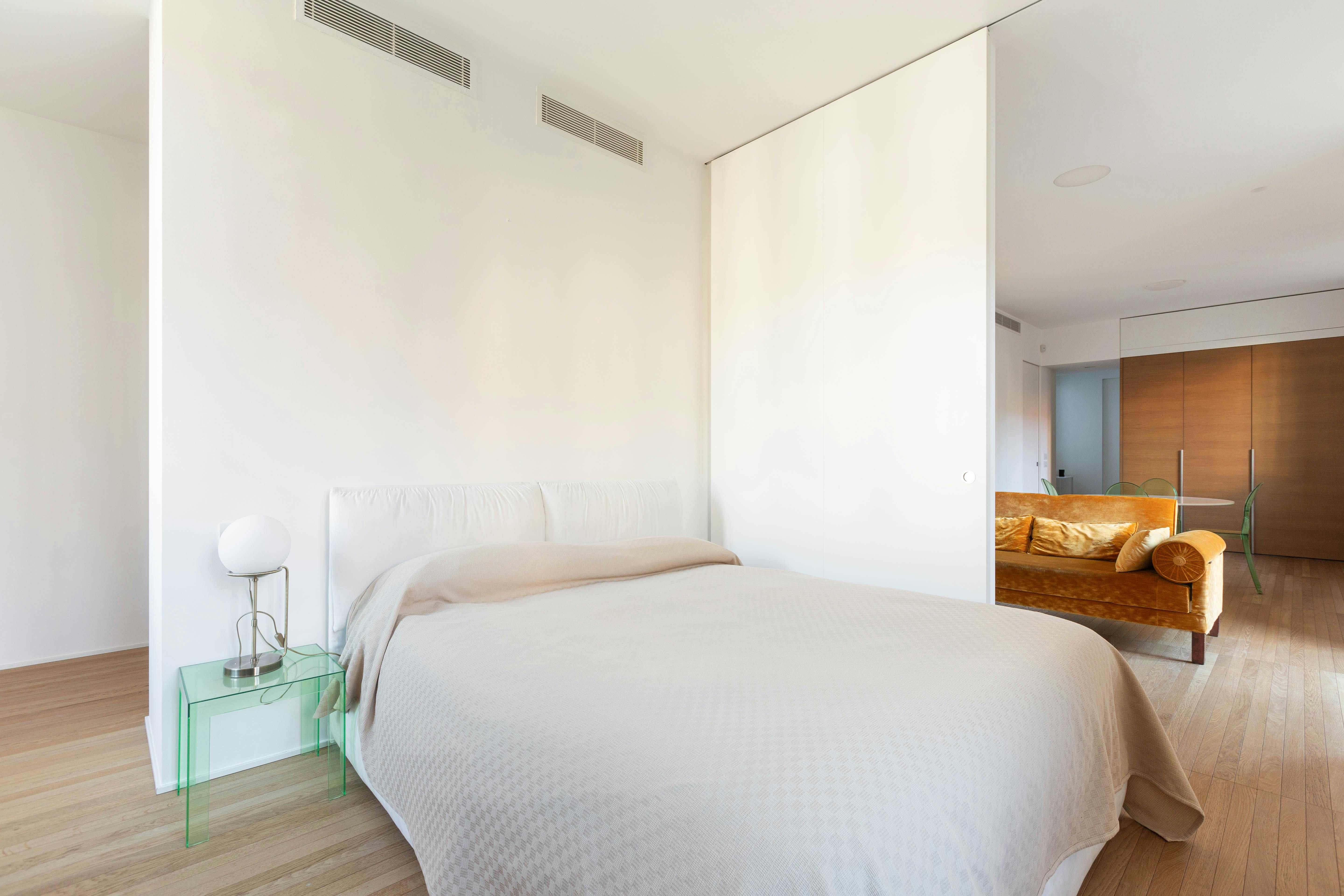 Via Ciro Menotti, Milan