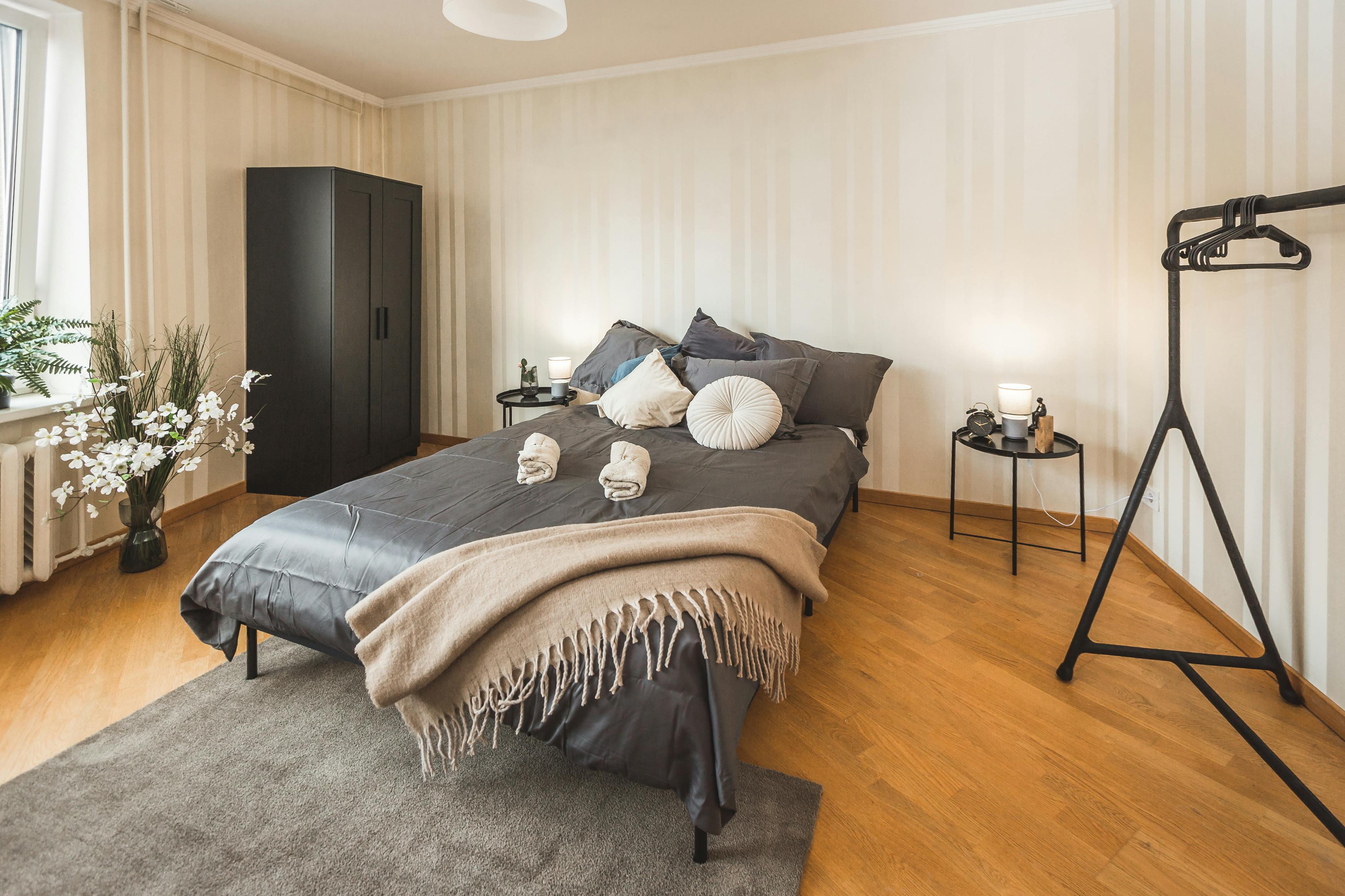 Private room for rent for €345 per month in Riga, Brīvības iela