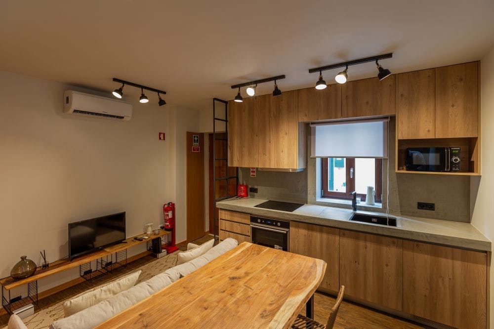 House for rent for €850 per month in Porto, Rua Central do Bairro Herculano