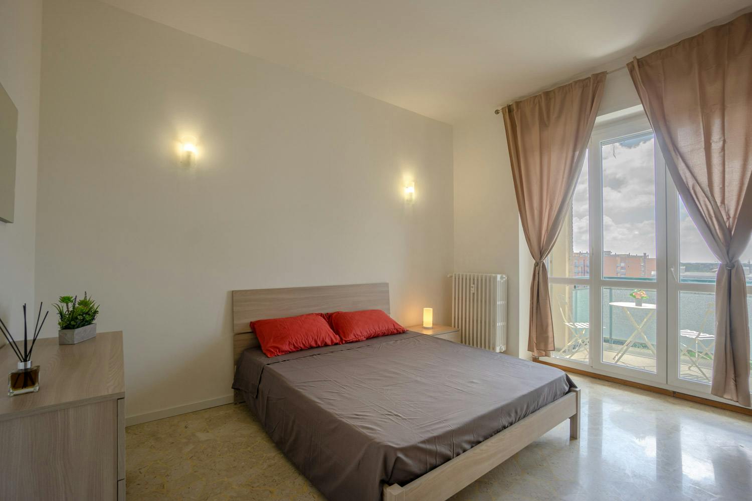 Private room for rent for €650 per month in Cesano Boscone, Via dei Pioppi