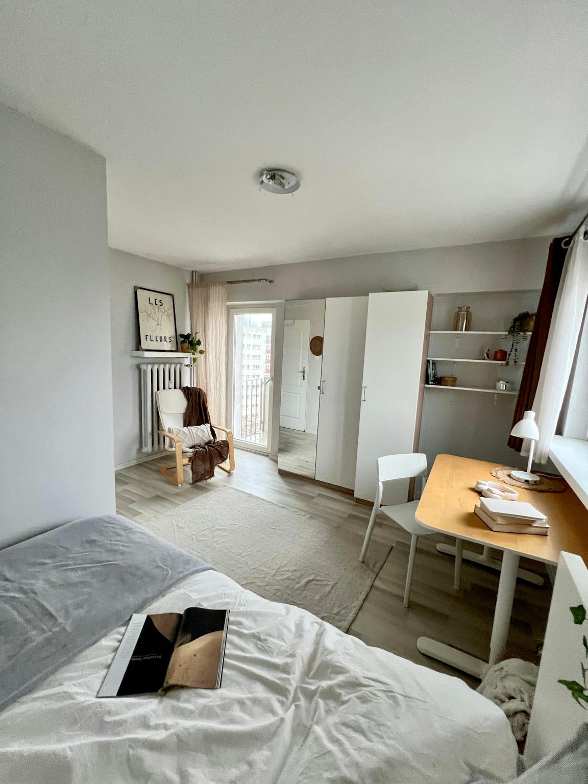 aleja "Solidarności", Warsaw preview